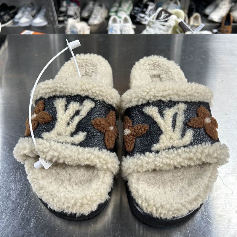 Louis Vuitton Louis Vuitton Paseo Comfort Low-Heeled Slide Sandals -2505 Size US 7 / IT 37 - 2 Thumbnail