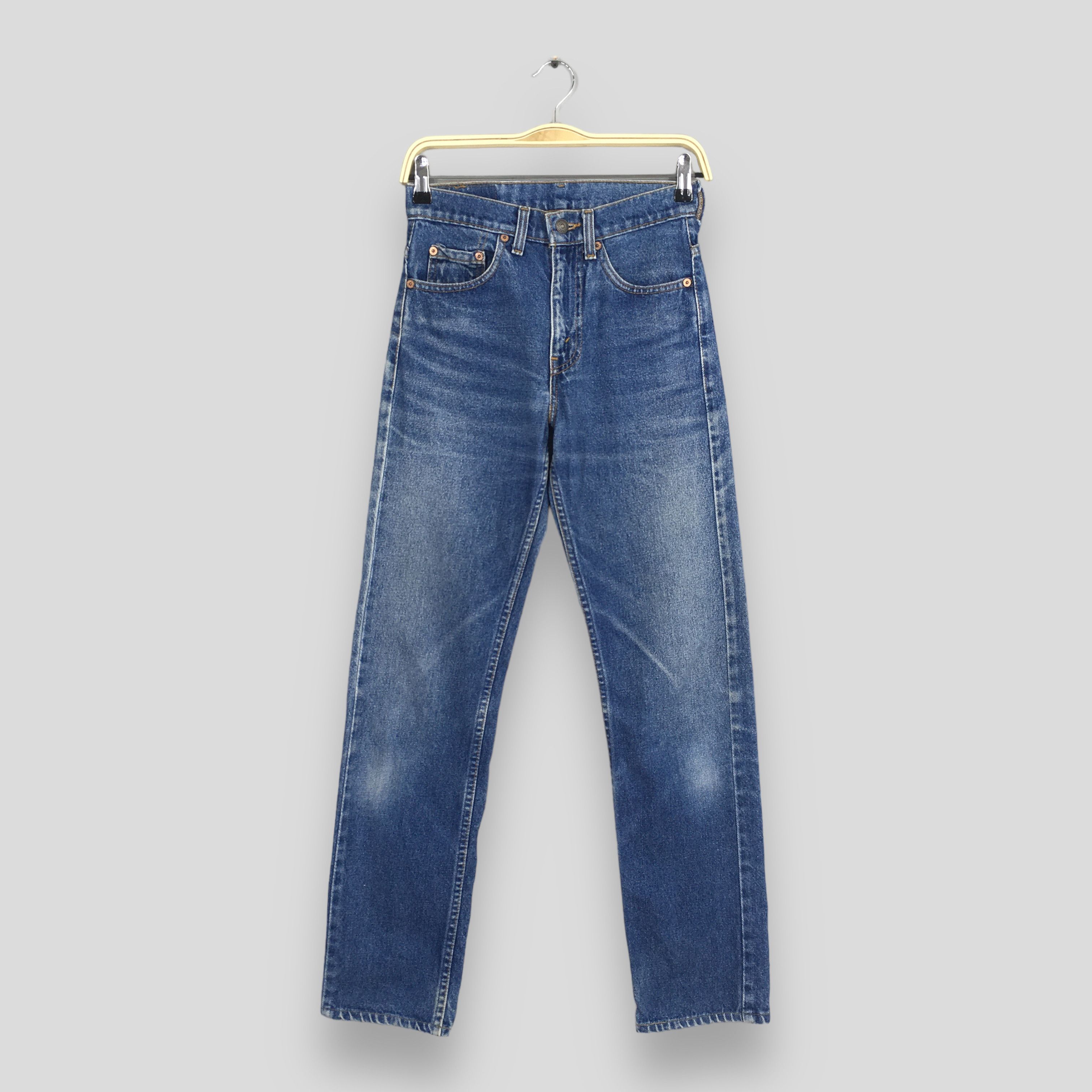Size 25x29.5 Vintage 80s Levi's 505 Faded Blue Jeans