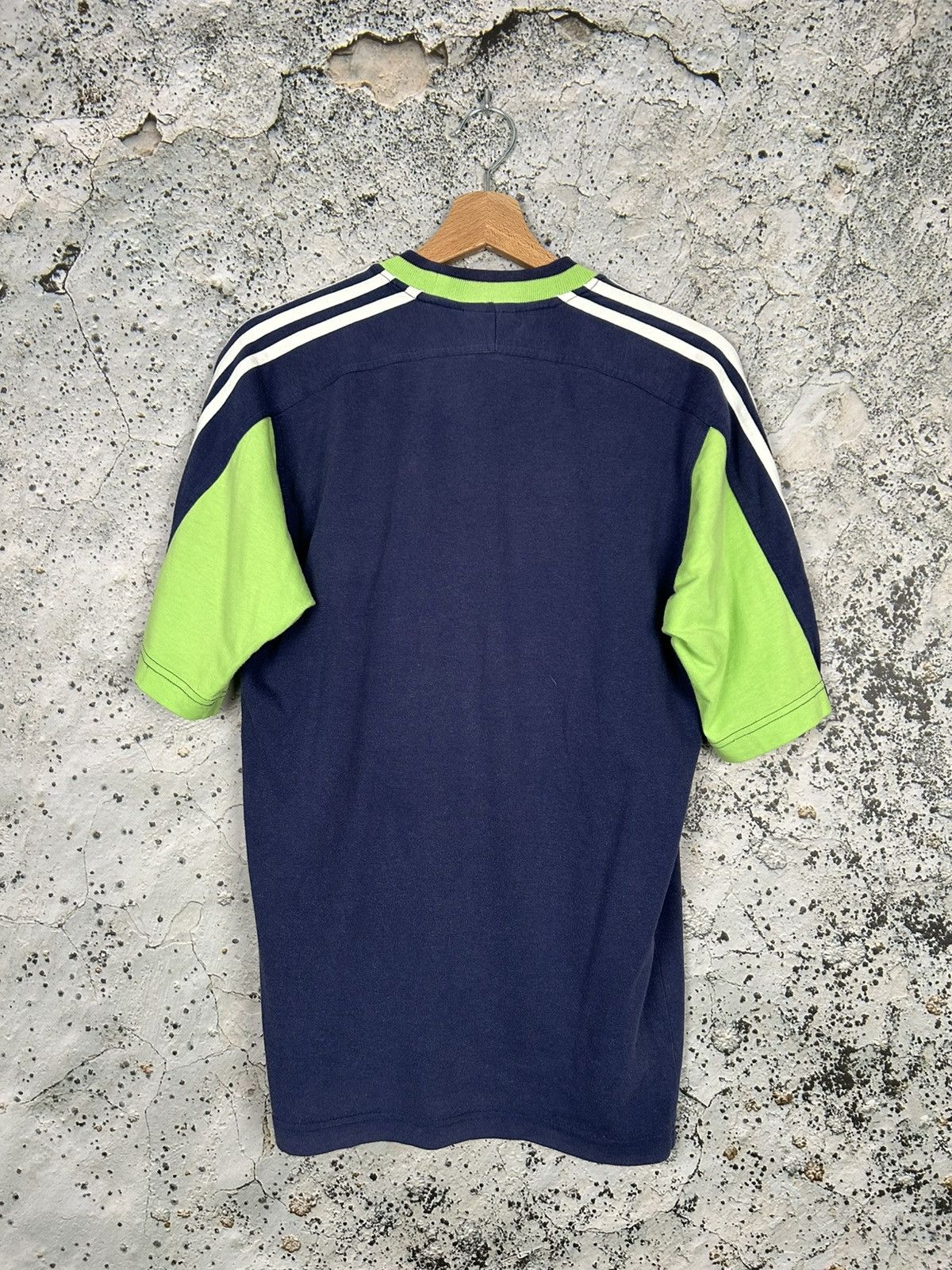 Adidas Vintage Adidas 90s Sportswear Tee Hype Streetwear Retro Size US M / EU 48-50 / 2 - 5 Thumbnail