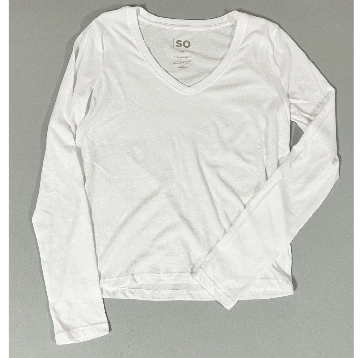 Sonoma SO White V-Neck Long Sleeve T-Shirt Top Blouse Tee Size XS 🤍 Size XS / US 0-2 / IT 36-38 - 1 Thumbnail