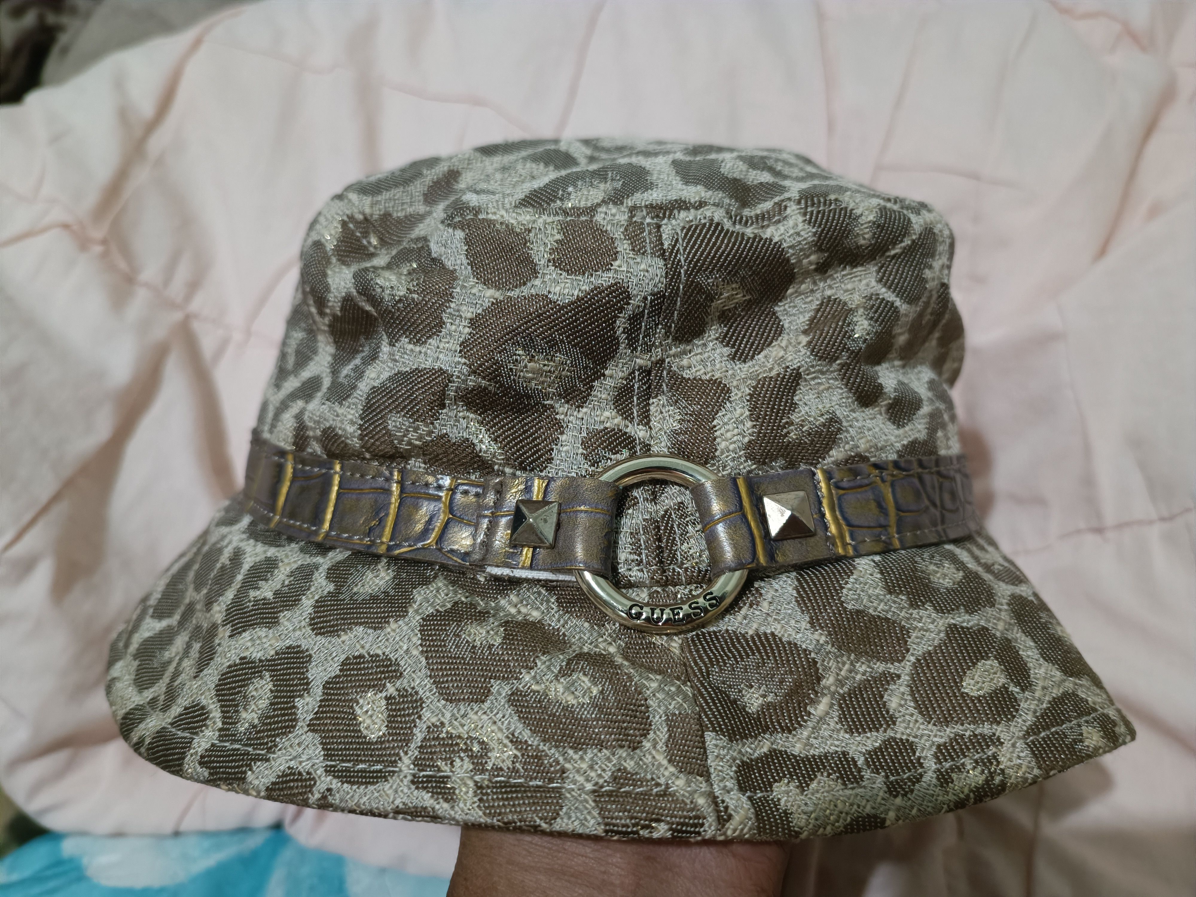 Guess Guess Bucket Hat Size ONE SIZE - 3 Thumbnail