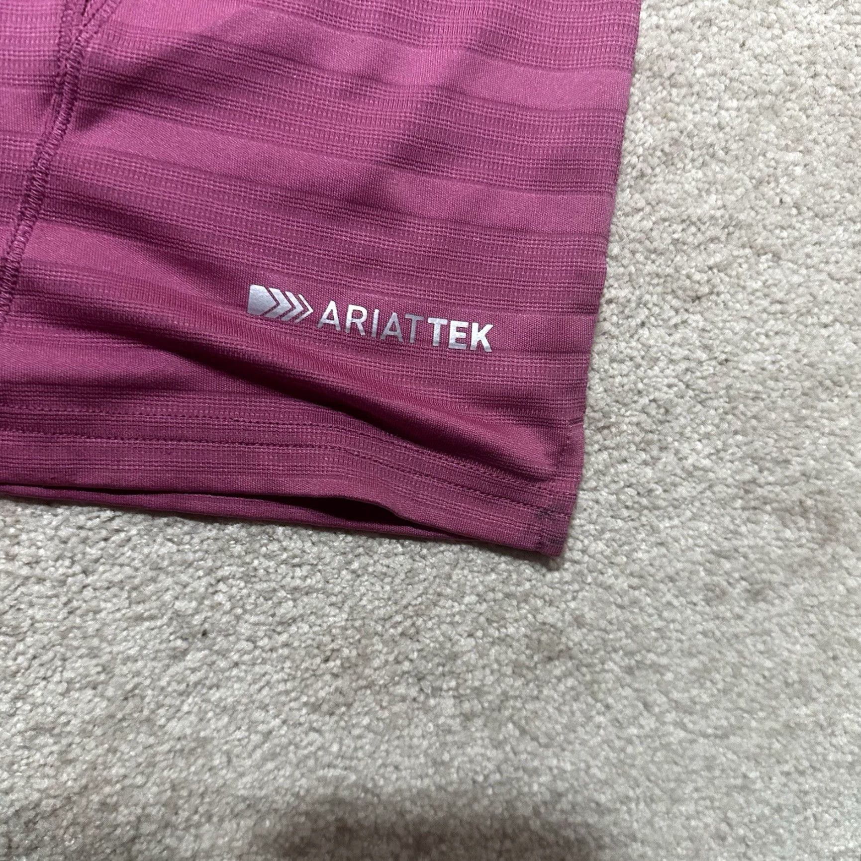 Ariat Ariat Polo Shirt Mens Medium Purple AriatTek Heat Series Polo Shirt Mens Regular M Purple Logo Sport Golf Cowboy Pro Series Brand Ariat Shirt Size US M / EU 48-50 / 2 - 6 Thumbnail