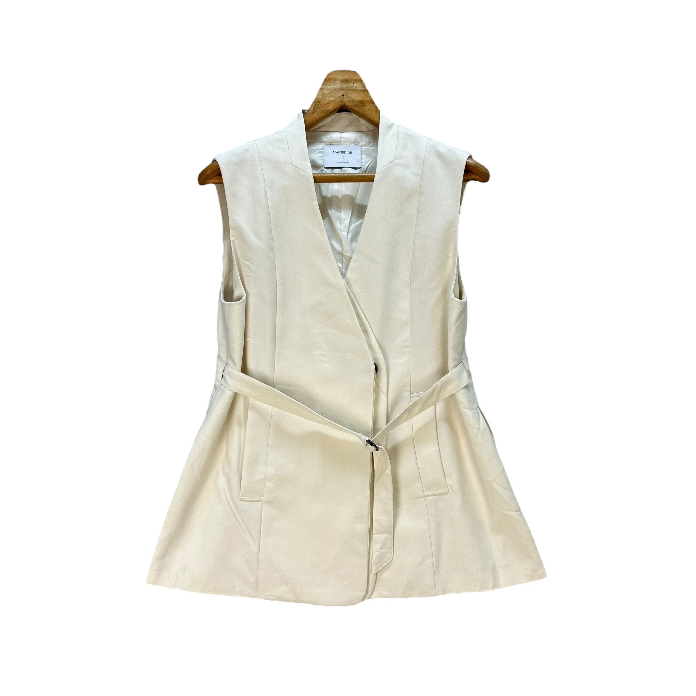 Japanese Brand MARIED'OR Sleeveless Belted Vest Jacket #A74-1779 Size S / US 4 / IT 40 - 1 Thumbnail