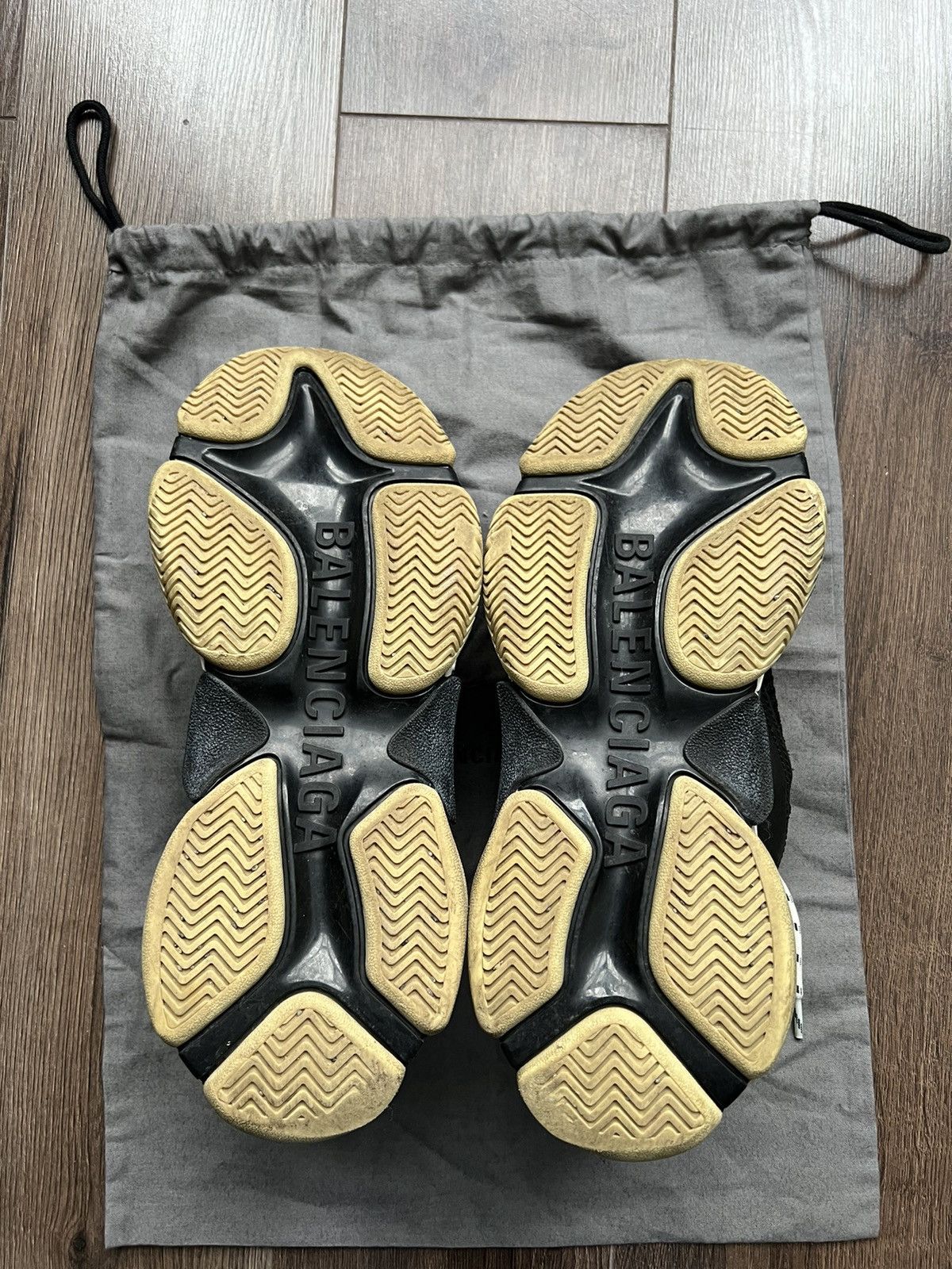 Balenciaga Balenciaga Triple S Size US 7 / EU 40 - 7 Thumbnail