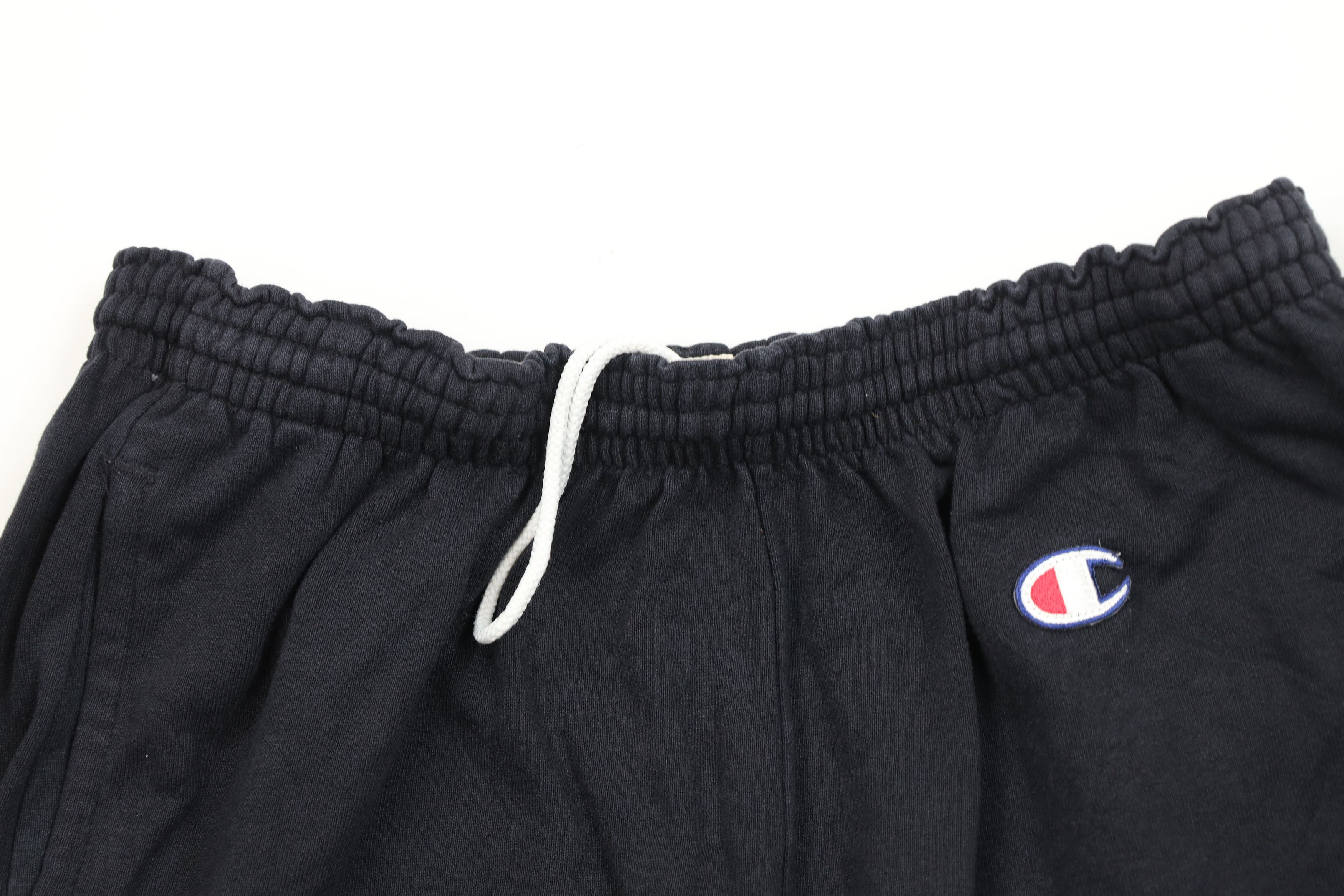Champion Vintage 90s Champion Above Knee Heavyweight Shorts Black Size US 36 / EU 52 - 2 Thumbnail