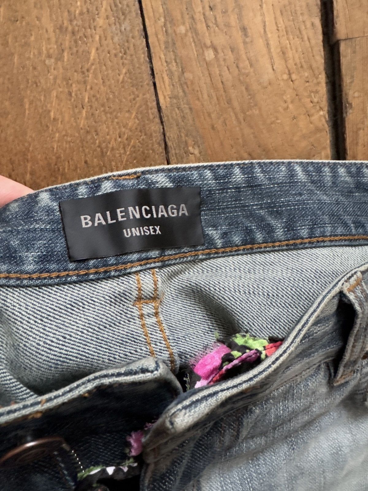 Balenciaga Balenciaga MEN'S Y2K STRETCHED KNEE BAGGY PANTS Size US 30 / EU 46 - 20 Thumbnail