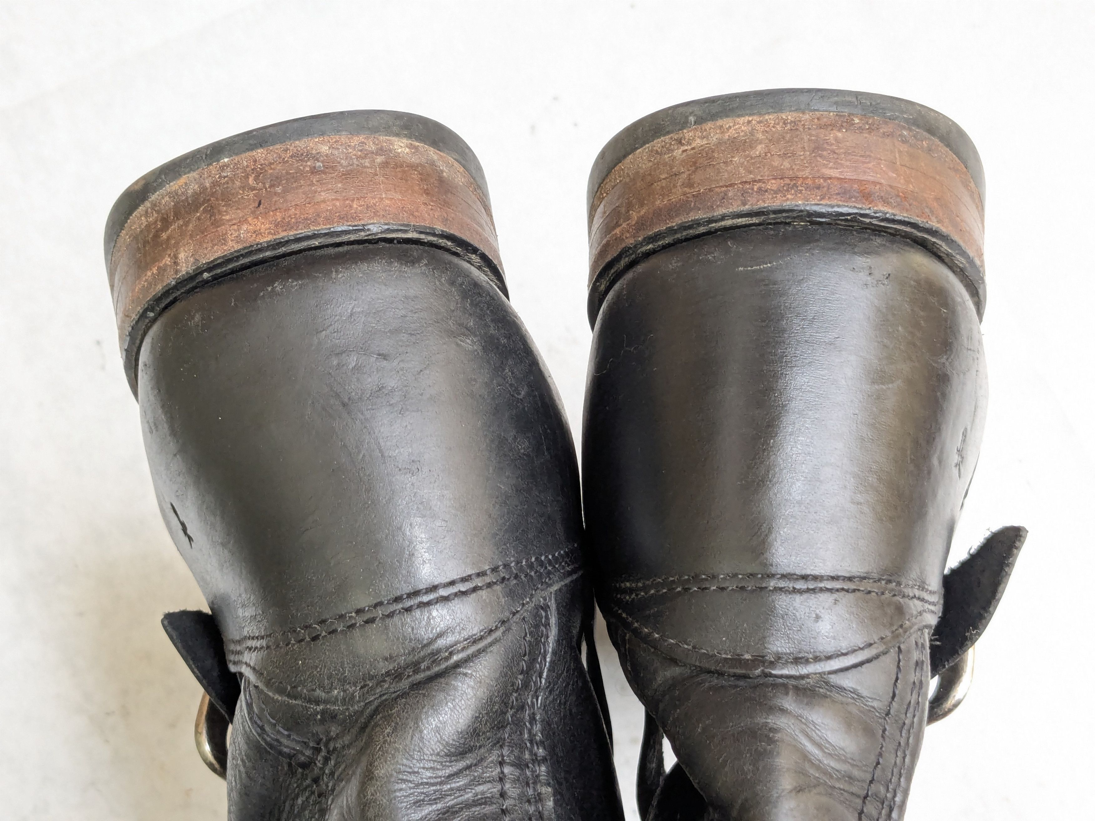 Frye Frye Engineer Boots Black Leather 10 M Leather Buckle Size US 10 / EU 43 - 12 Thumbnail