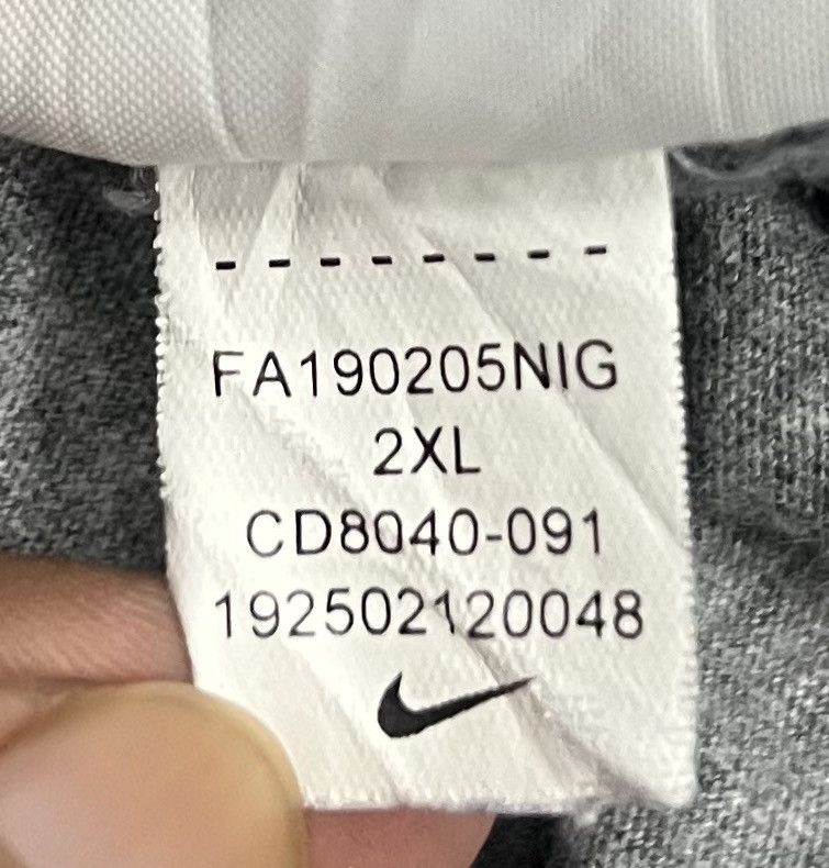 Nike VINTAGE NIKE SPORTSWEAR SHIRT Size US XL / EU 56 / 4 - 13 Thumbnail
