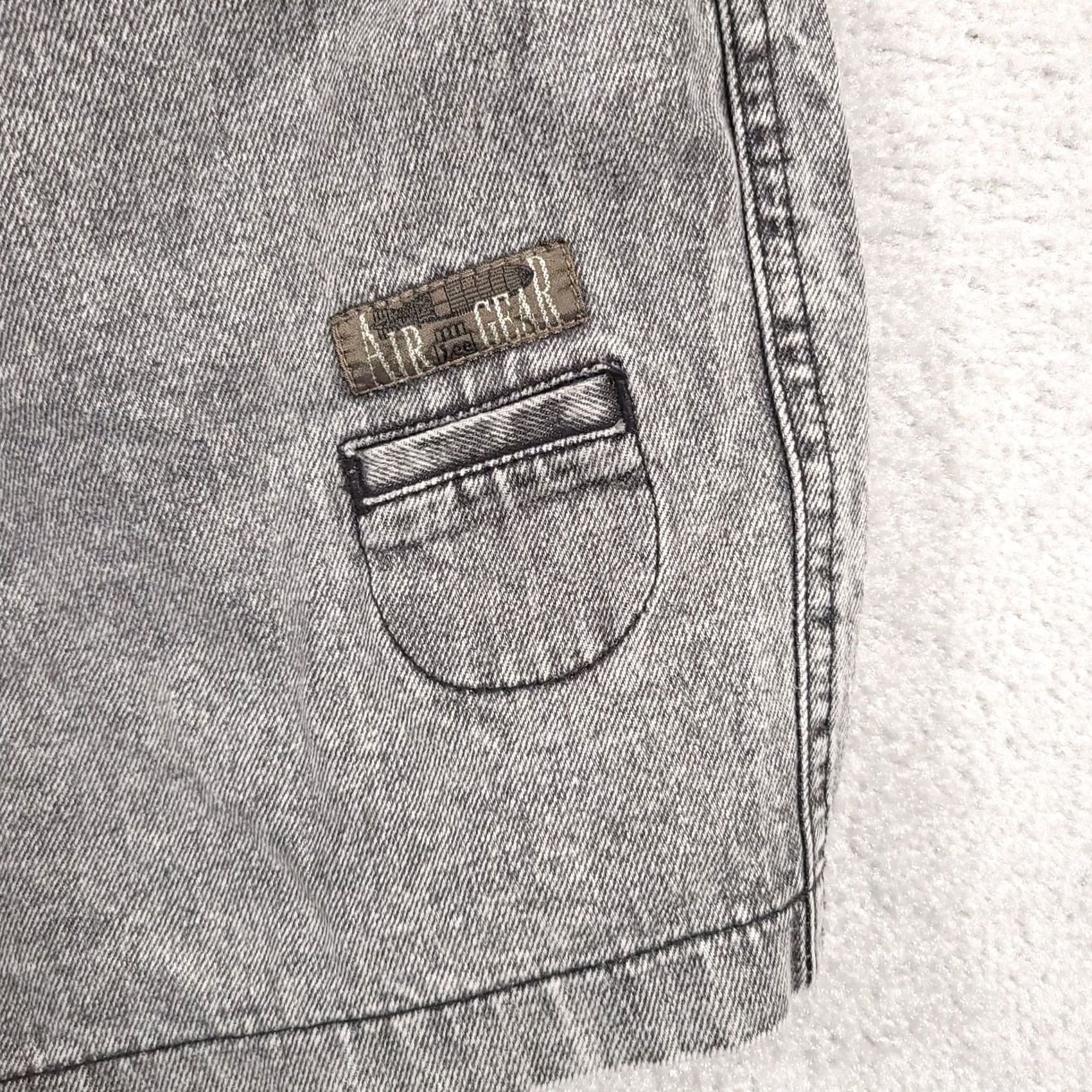 Lee VINTAGE Lee Airgear Denim Shorts Women's W38 High Rise Acid Wash 7" Inseam; 80s; Gray; Regular; Summer, Spring, Fall; Mens/Womens Size 26" / US 2 / IT 38 - 5 Thumbnail