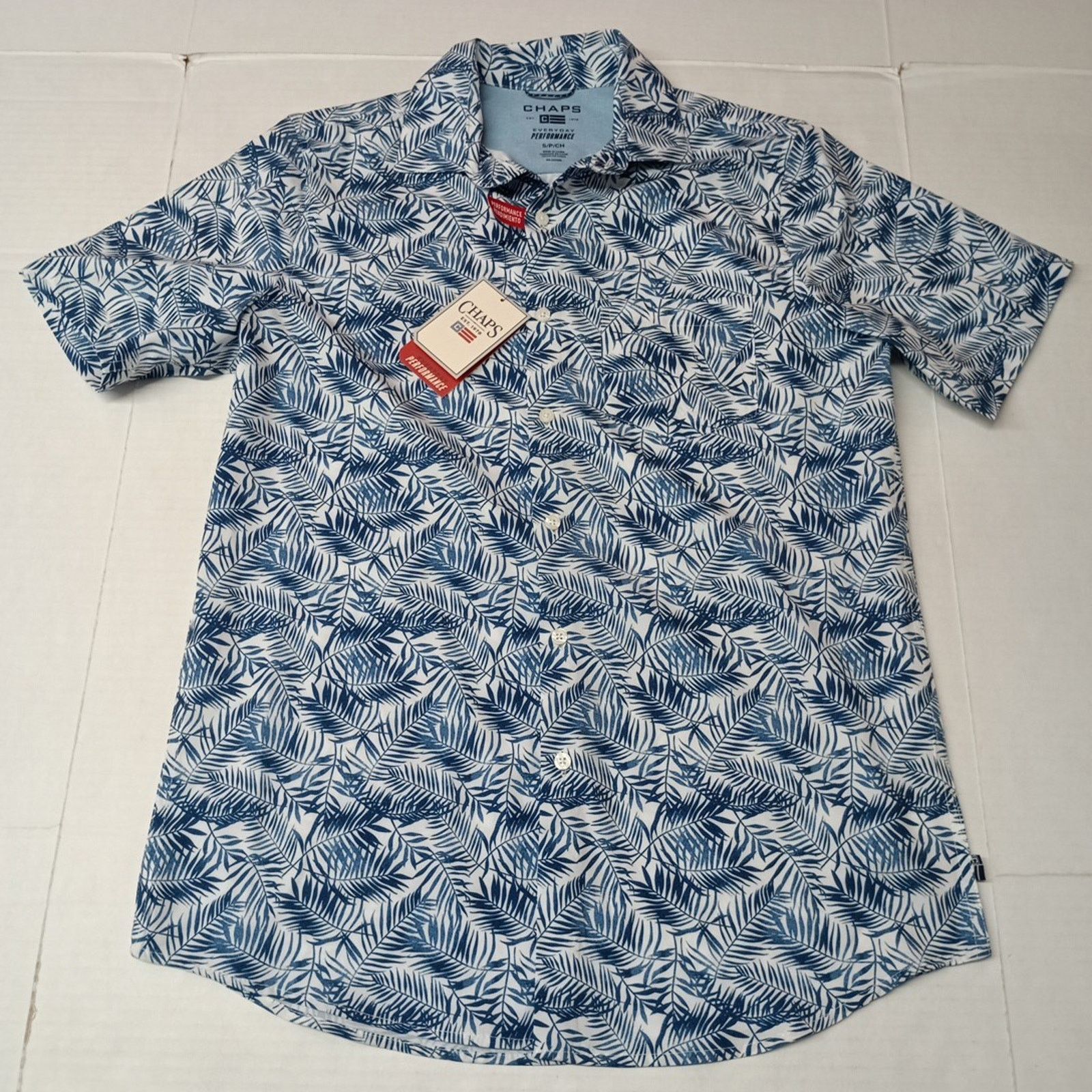Chaps Chaps Everyday Performance Woven Shirt Men's S Blue Floral Size US S / EU 44-46 / 1 - 1 Thumbnail