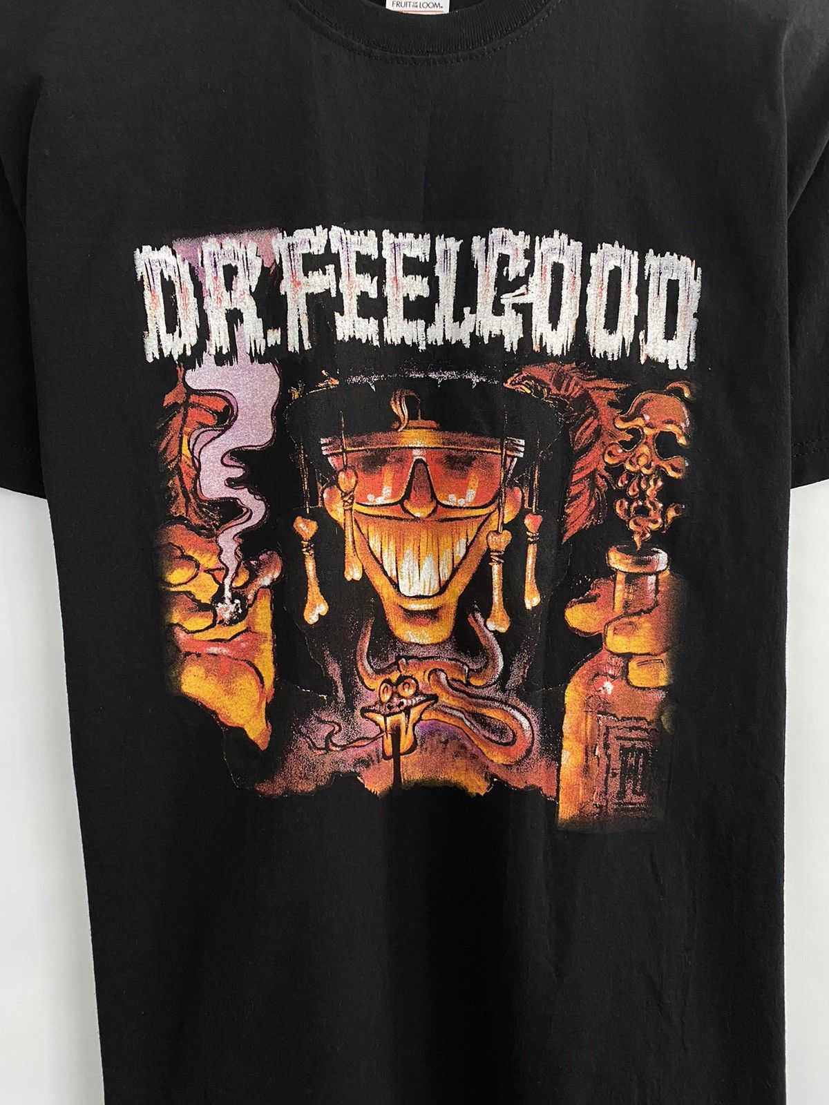 Fruit Of The Loom Vintage 90s Dr. Feelgood Motley Crue Rock Band Rare t-shirt Size US M / EU 48-50 / 2 - 4 Thumbnail