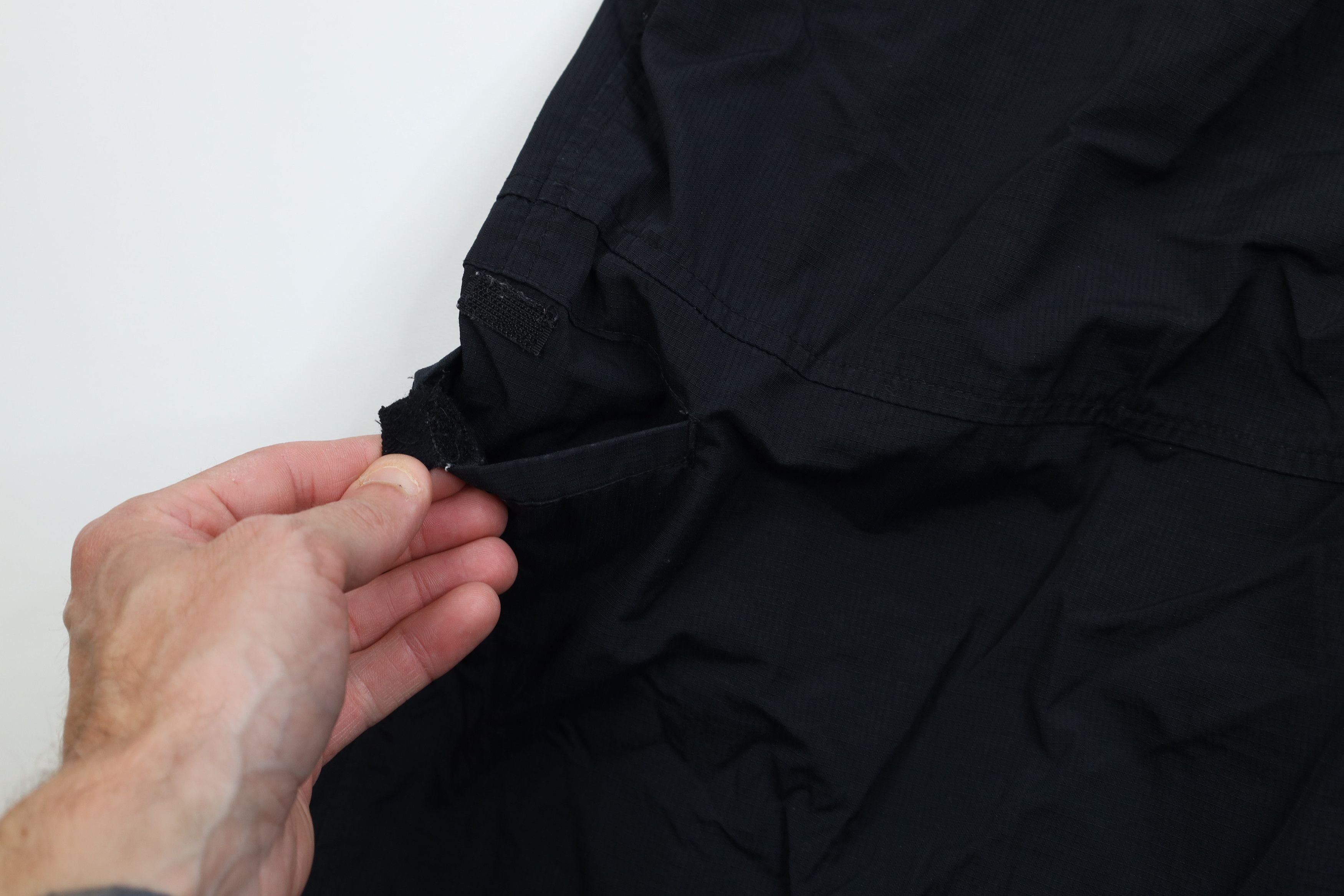 Reebok Vintage 90s Reebok Lined Tapered Leg Windbreaker Pants Black Size US 40 / EU 56 - 7 Thumbnail