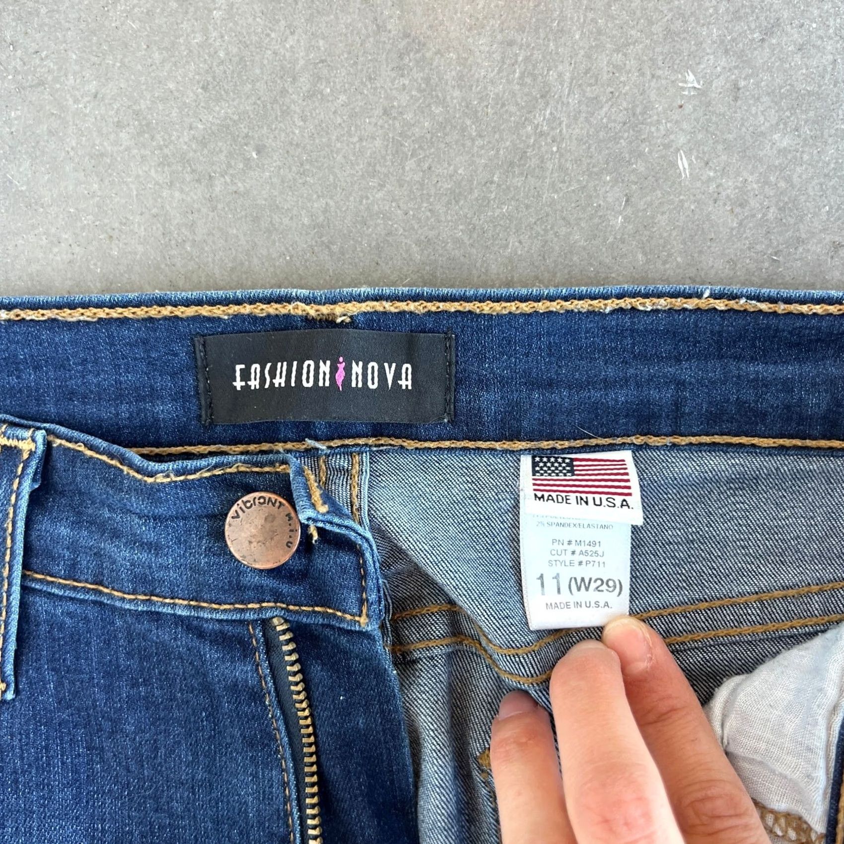 Fashion Nova VINTAGE Fashion Nova Jeans Skinny Holy High Waisted Dark Wash Distressed 29 Womens Boys Girls Mens Regular 11/29 Size 29" - 4 Thumbnail