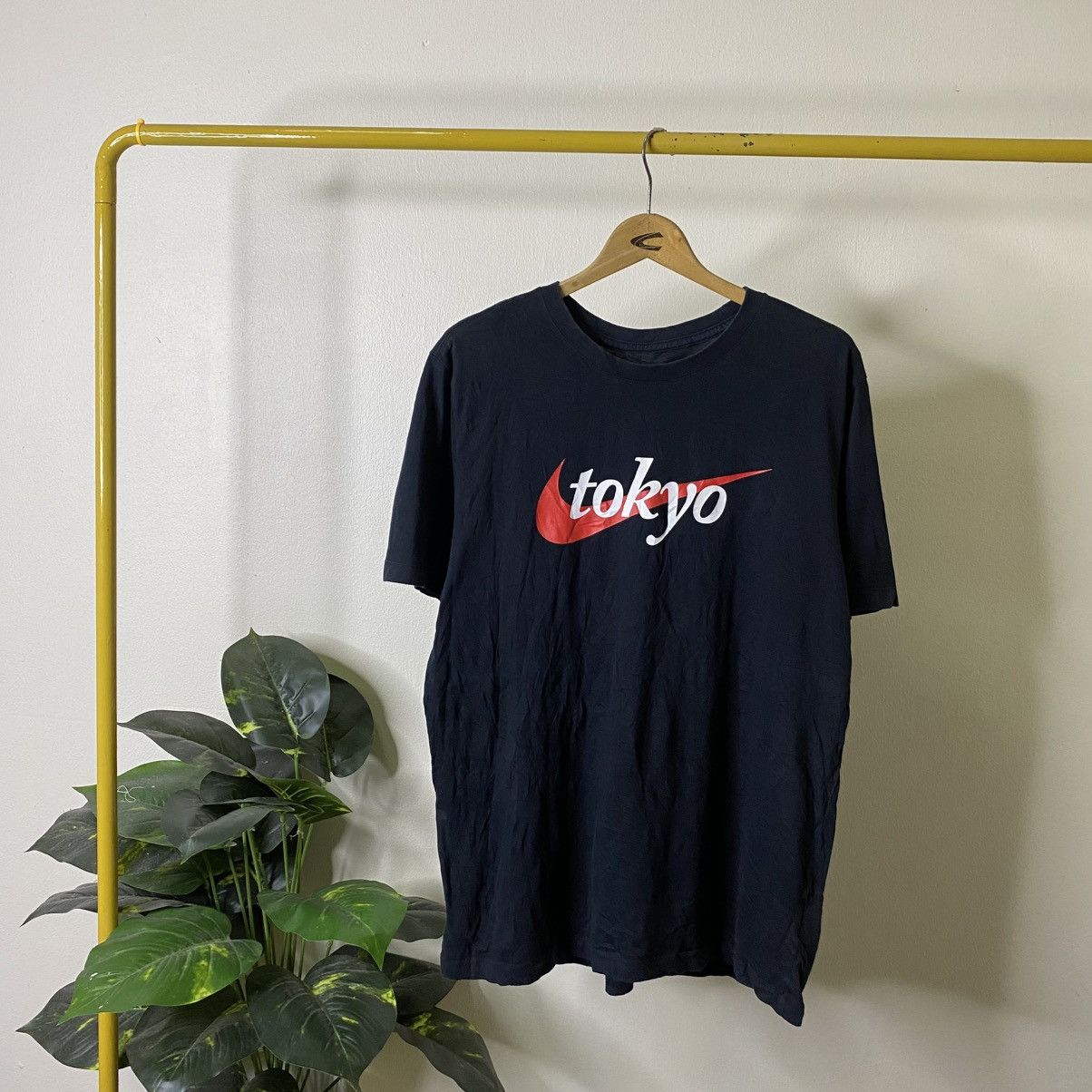Nike Nike Tokyo Edition T Shirt Size US XL / EU 56 / 4 - 1 Thumbnail