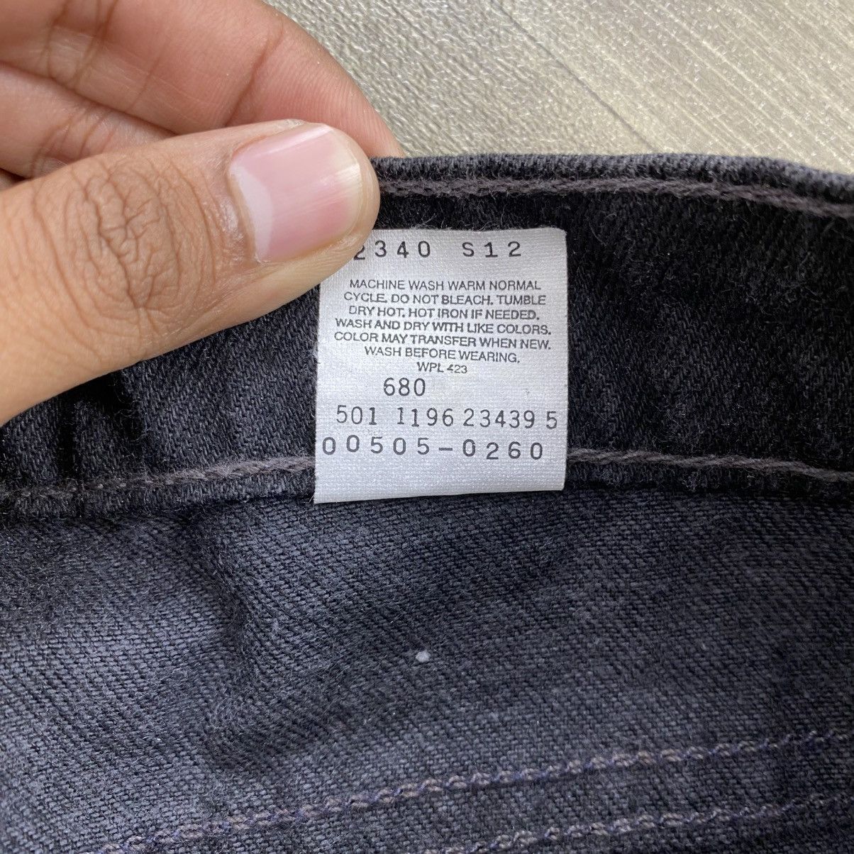 Levi's Vintage Clothing 1990s Vintage Levis 505 USA 303 Solid Black Straight Jeans Size US 30 / EU 46 - 8 Thumbnail