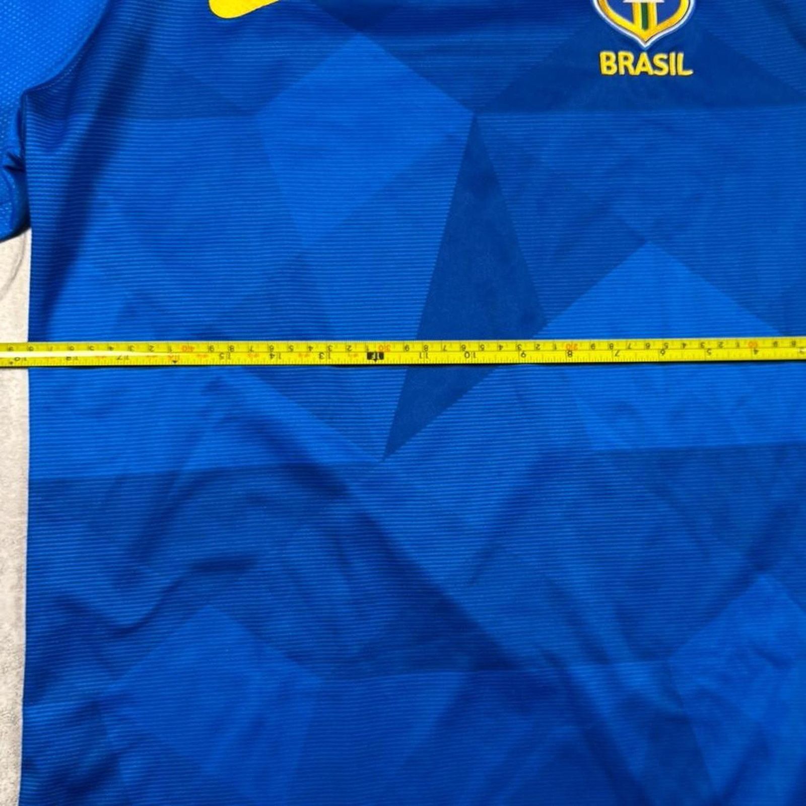 Nike 2018 Blue Nike Brazil Soccer Jersey – Size Medium Size US M / EU 48-50 / 2 - 5 Thumbnail