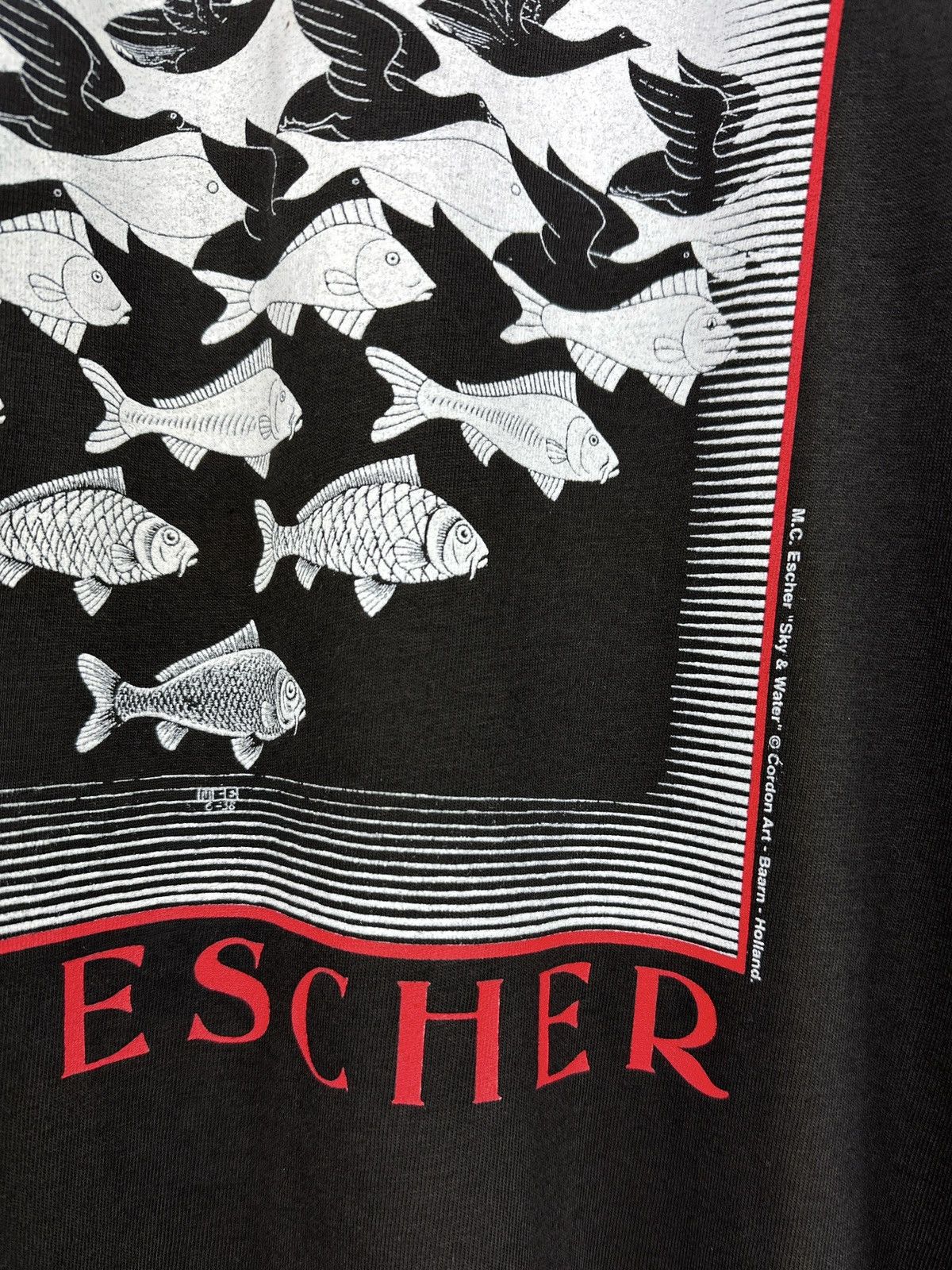 Vintage Vintage MC Escher “Ski & Water” Art T-Shirt Black Size US XL / EU 56 / 4 - 9 Thumbnail