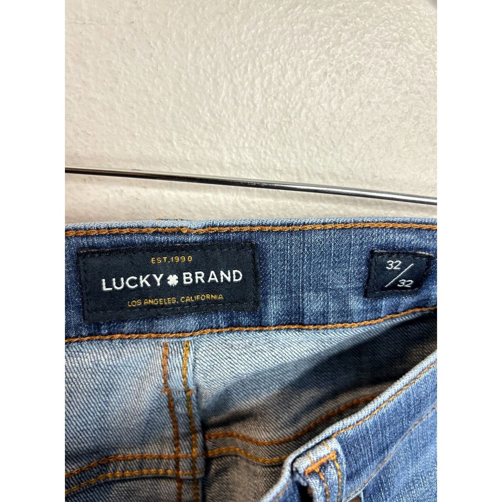 Lucky Brand Lucky Brand 410 Jeans Slim Straight Men's 31x30 Denim Blue 5-Pocket Regular Fit Comfort Stretch Slimming Vintage: No Size US 31 - 5 Thumbnail