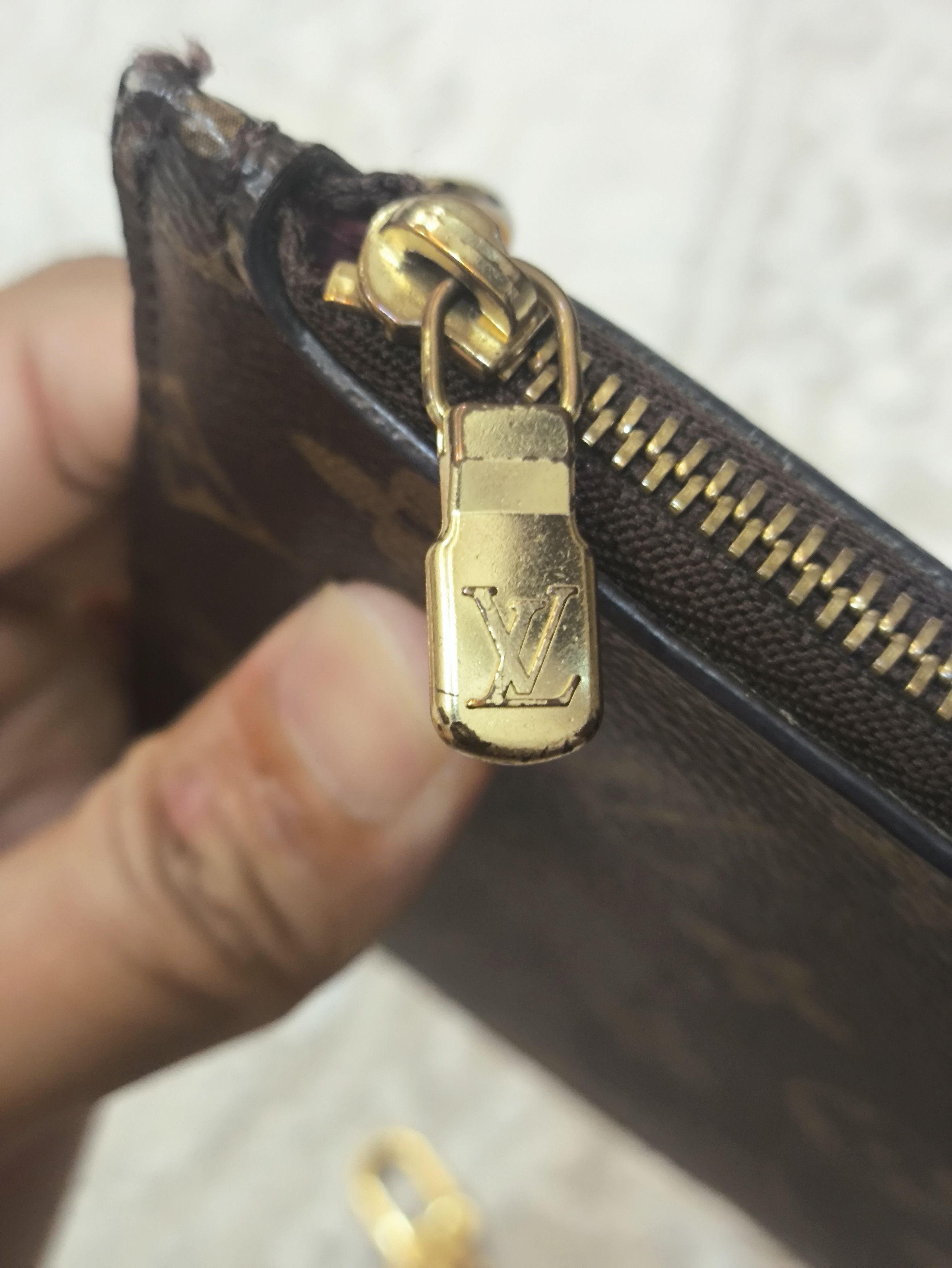 Louis Vuitton Louis Vuitton Monogram Neverfull GM Pouch Accessories Bag Size ONE SIZE - 6 Thumbnail