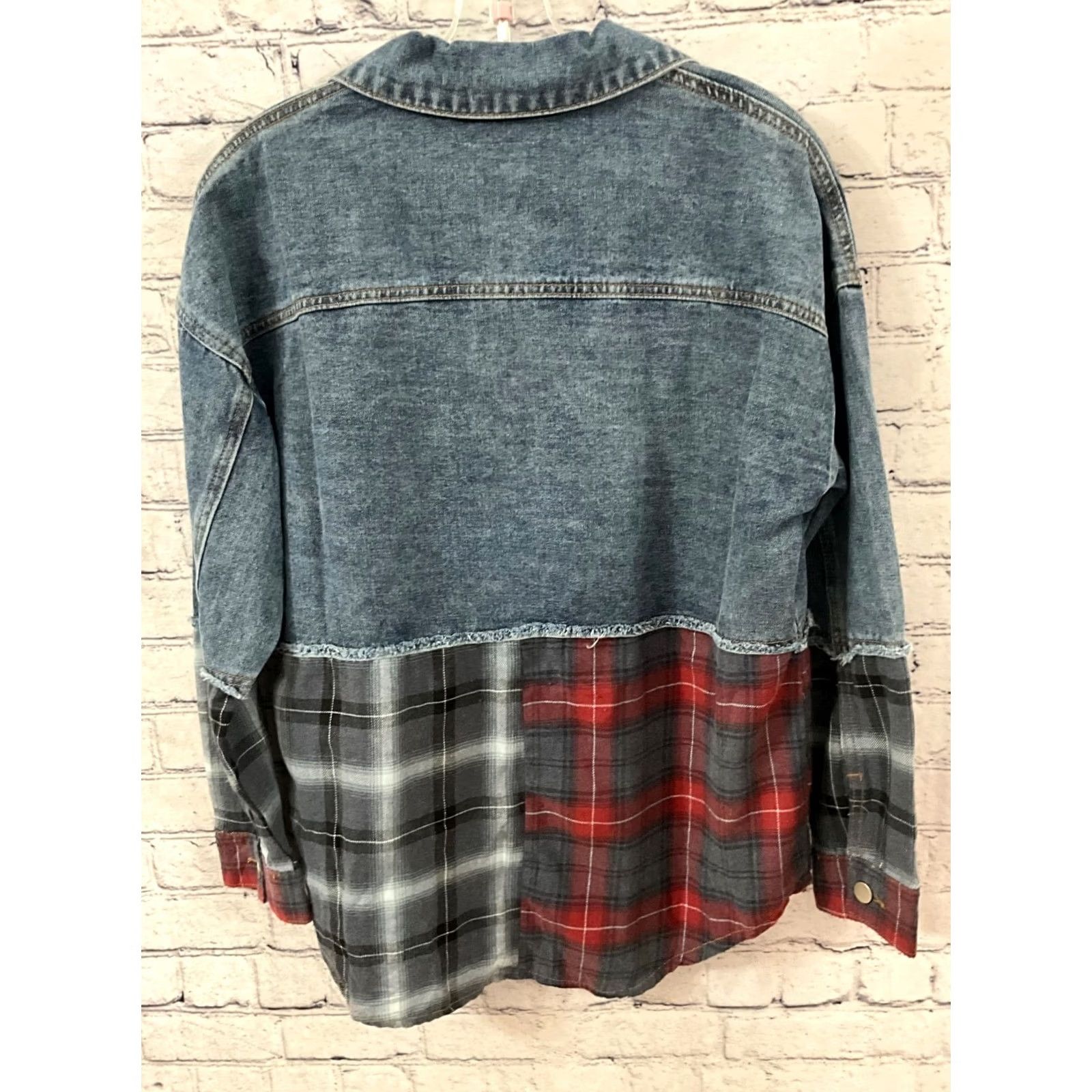 Vintage HAPTICS DENIM PLAID WOMENS BUTTON DOWN TOP SIZE SMALL NWT BLUE COLLARED LONG SLEEVE Regular Fit Casual Shirt Size S / US 4 / IT 40 - 5 Thumbnail