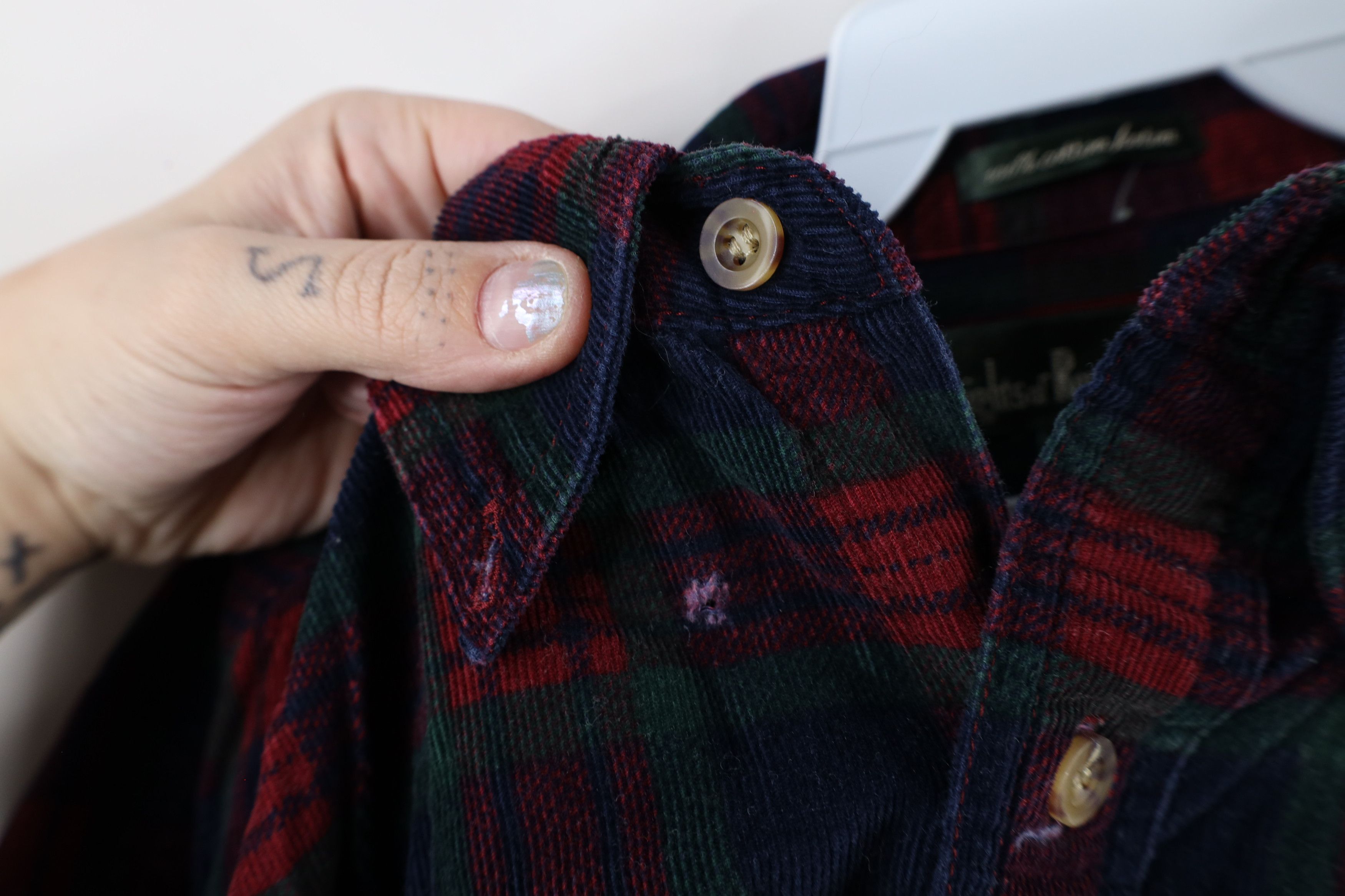 Vintage Vintage 90s Streetwear Corduroy Collared Button Down Shirt Size US L / EU 52-54 / 3 - 5 Thumbnail