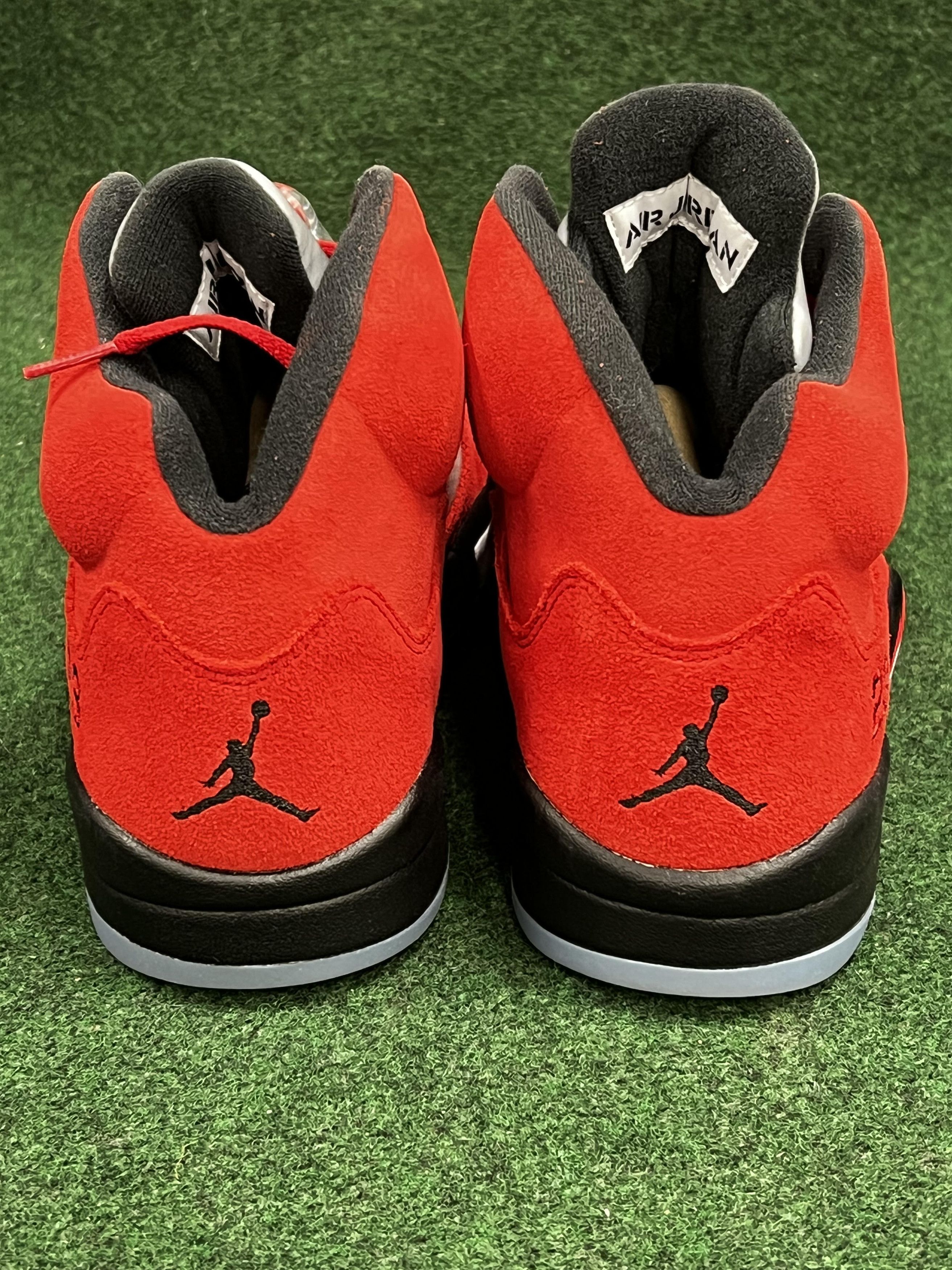 Jordan Brand Air Jordan 5 Retro Raging Bull Size US 11 / EU 44 - 4 Thumbnail