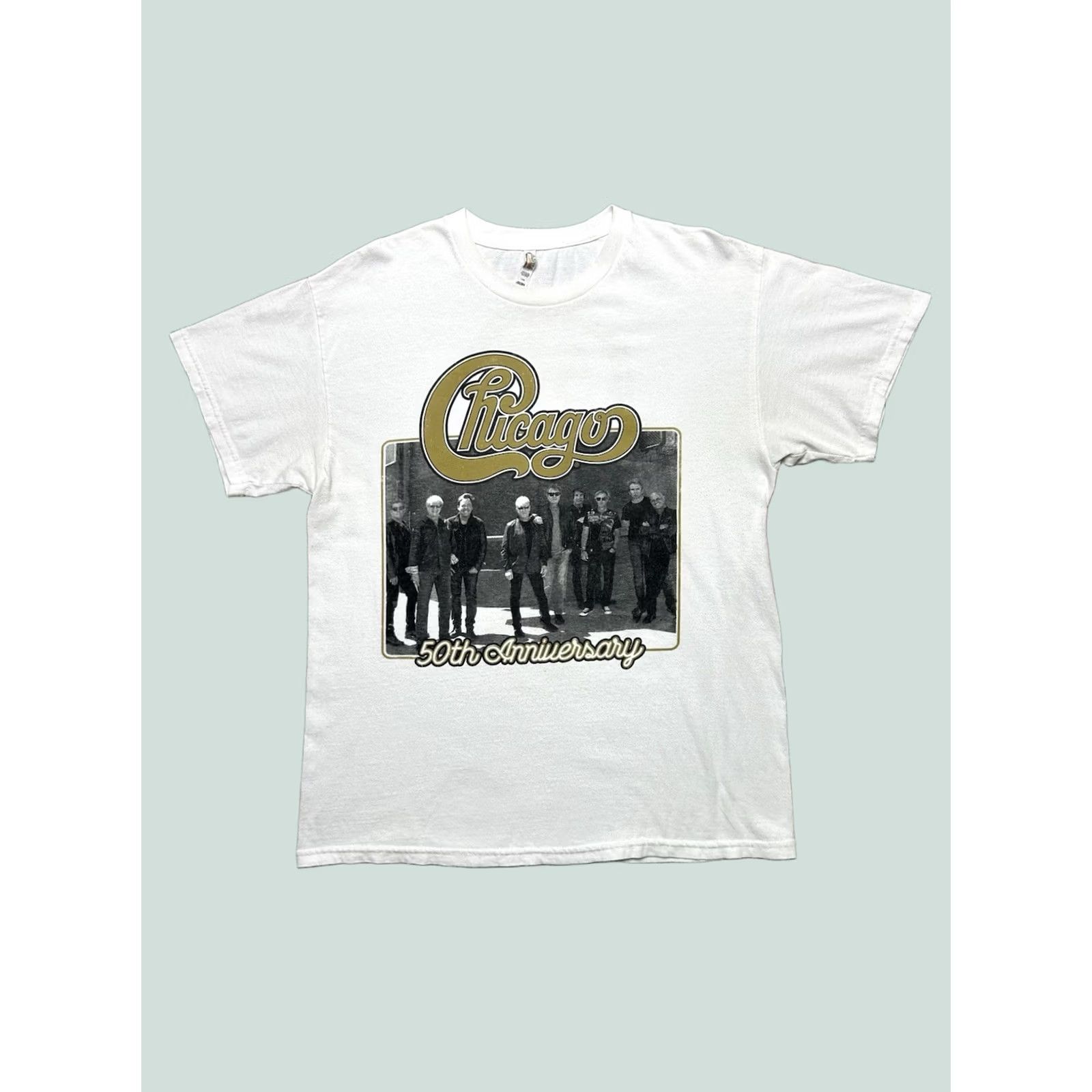 Vintage VINTAGE Chicago band graphic T-Shirt 50th anniversary rock concert tour tee Large Men White Shirt Mens Size US L / EU 52-54 / 3 - 1 Thumbnail