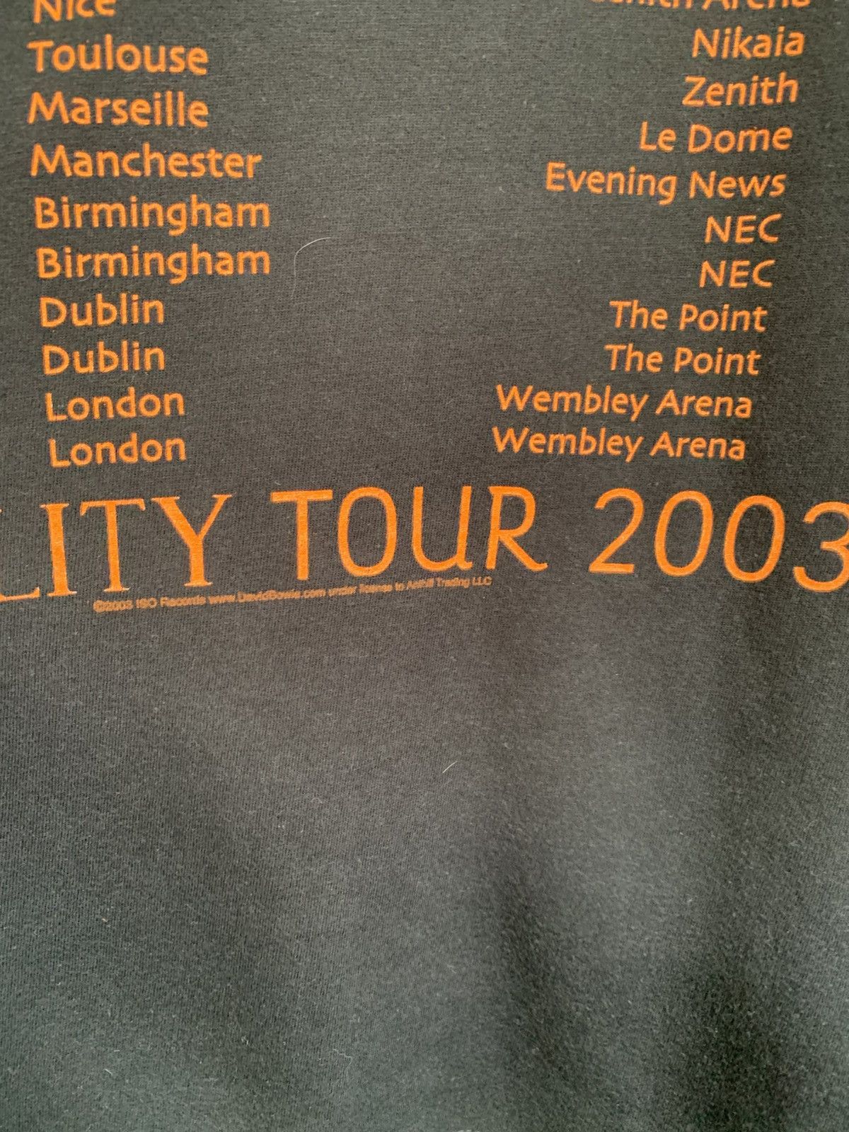 Vintage Vintage 2003 David Bowie Reality Tour English Singer T shirt Size US M / EU 48-50 / 2 - 6 Thumbnail