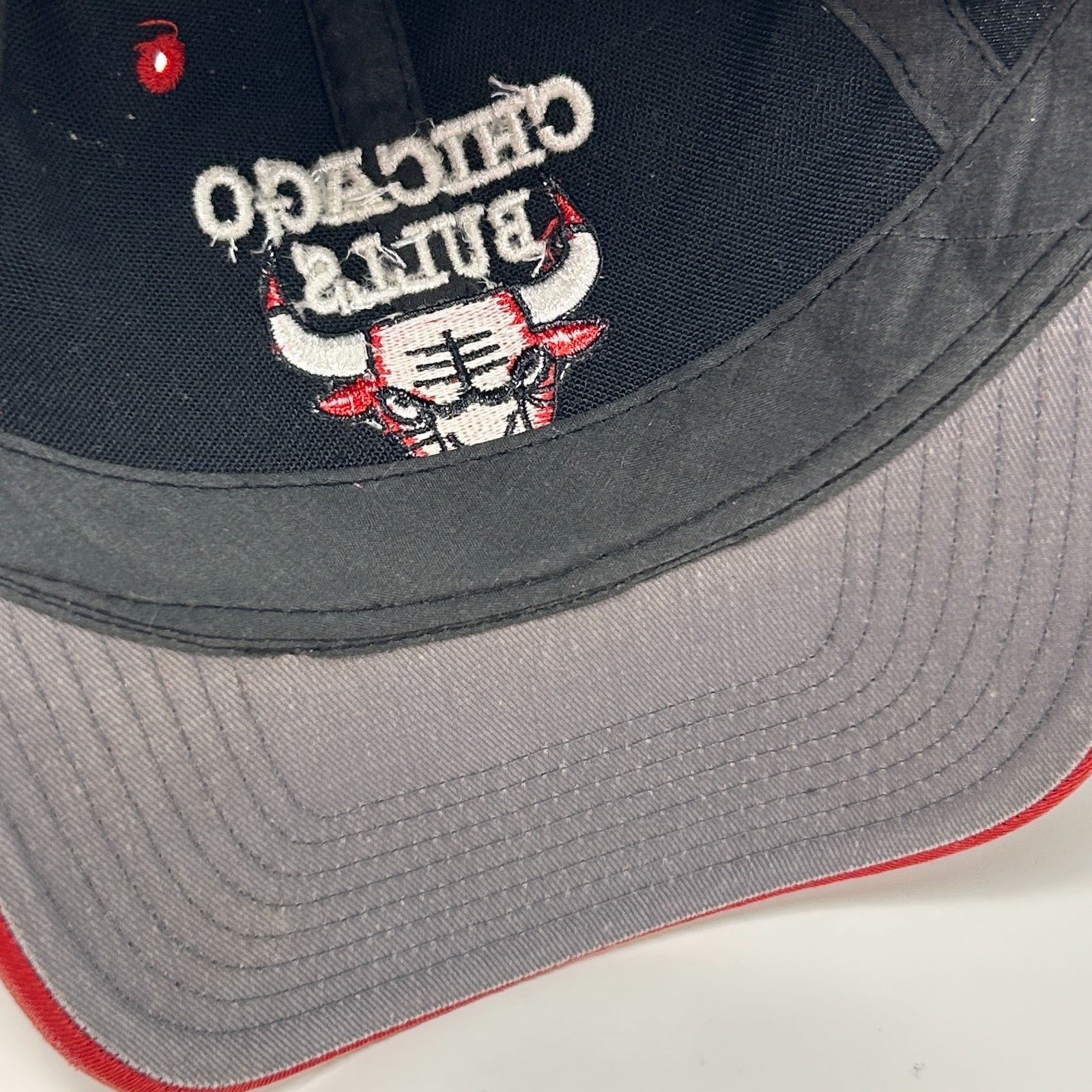 Twins Enterprise Inc. Vintage 90s Chicago Bulls Cap Baseball Hat Logo Twins Size ONE SIZE - 5 Thumbnail