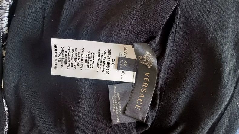 Versace Versace Baroque print with black and green panels on both Size US S / EU 44-46 / 1 - 3 Thumbnail