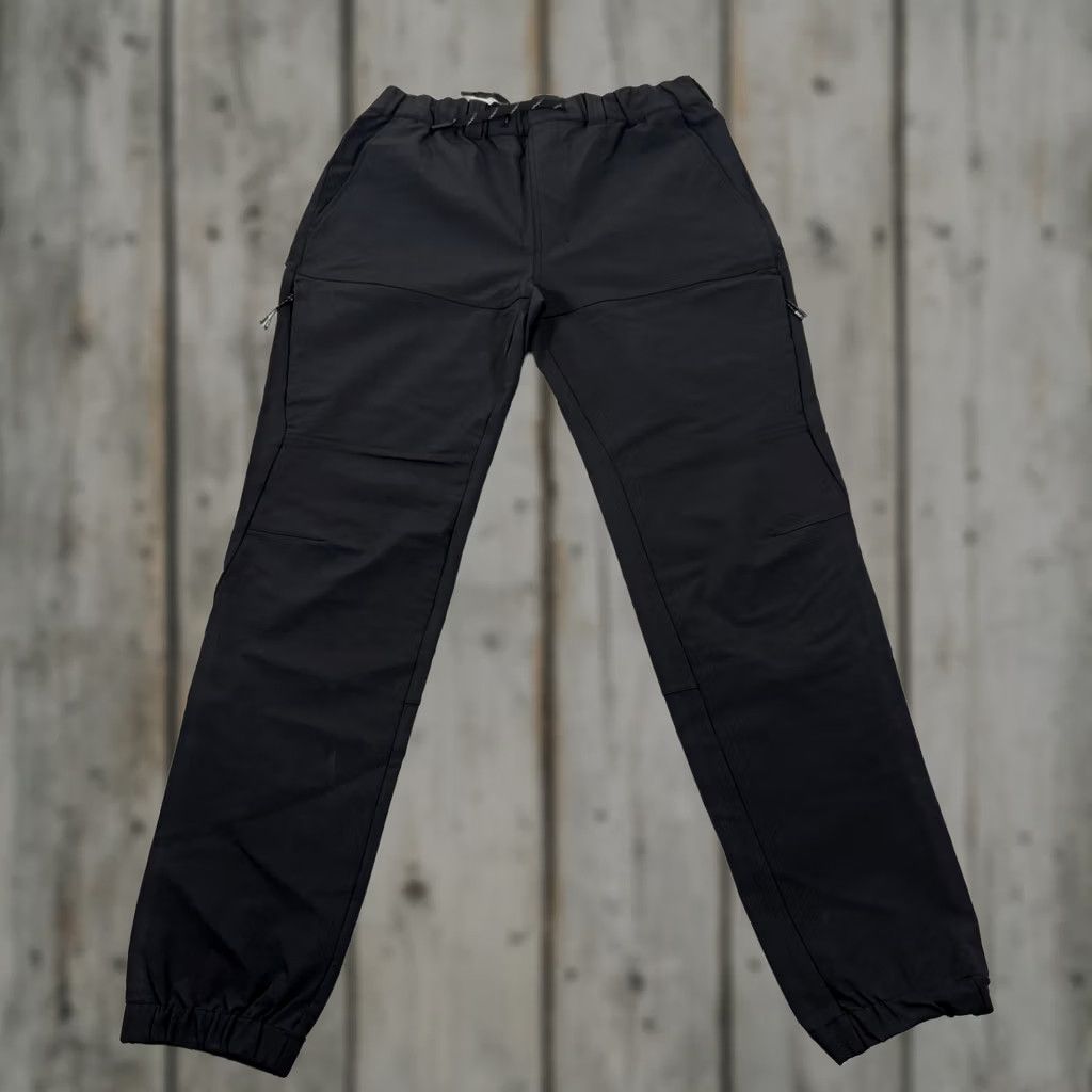 Vintage BYLT Pants Mens Medium Black Jogger Softshell Stretch Elastic Waist Zip Pockets Size US 31 - 1 Thumbnail