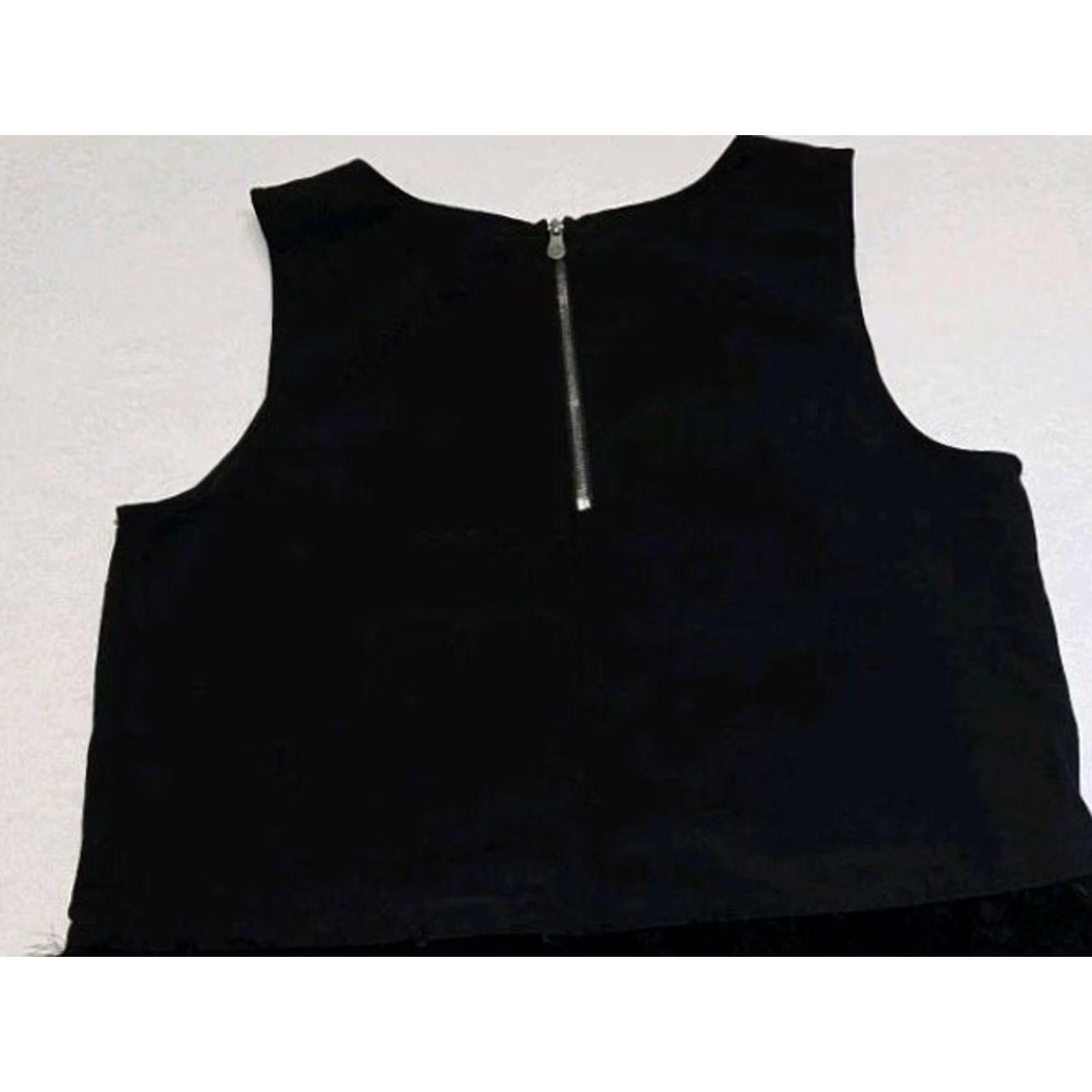 Nicole Miller Nicole Miller Feather Hem Top Womens S Black Sleeveless Party Blouse Size S / US 4 / IT 40 - 7 Thumbnail