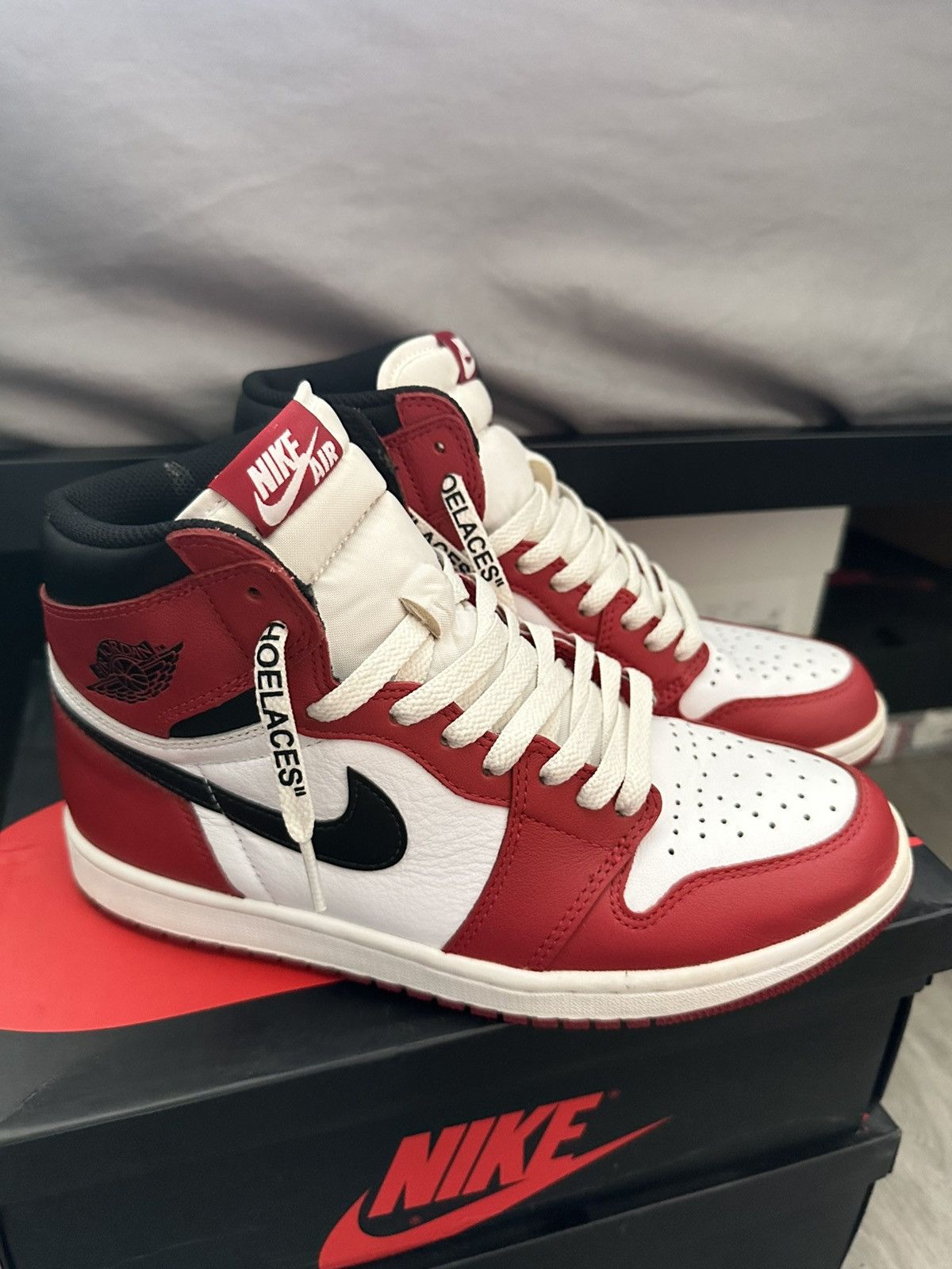 Jordan Brand Jordan Retro 1 Chicago (2015) size 7.5 Men Size US 7.5 / EU 40-41 - 1 Thumbnail