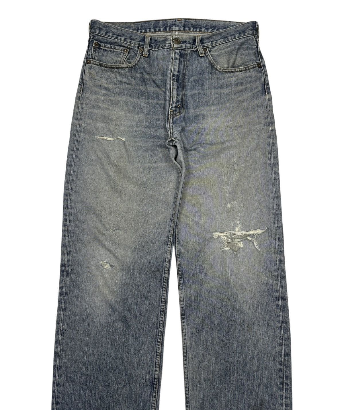 Levi's VINTAGE LEVIS 502 BLUE WASH BAGGY DISTRESS DENIM JEANS Size US 36 / EU 52 - 7 Thumbnail