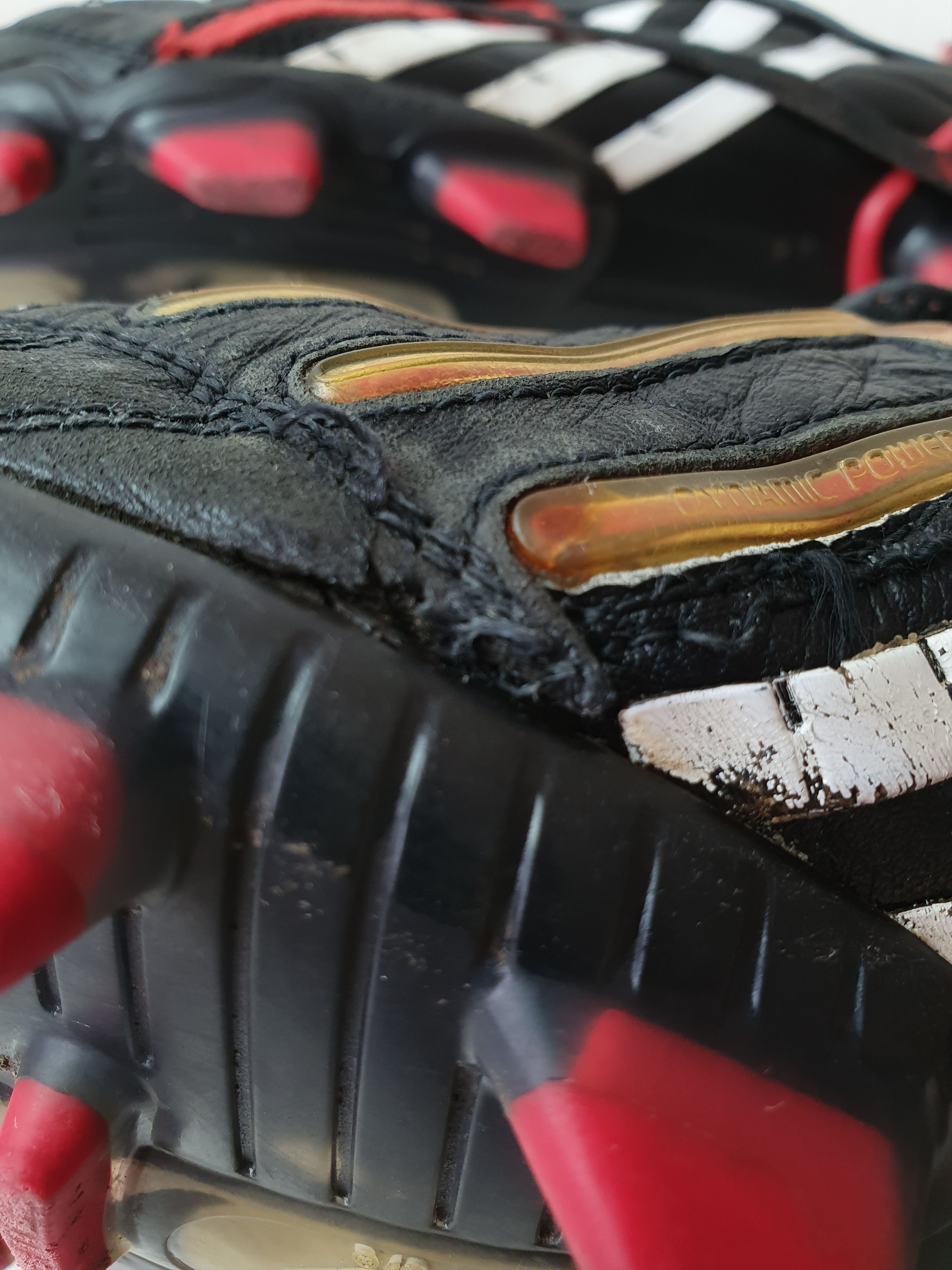 Adidas Vintage Caps Adidas Predator Powerswerve Football 2008 Size US 9 / EU 42 - 14 Thumbnail