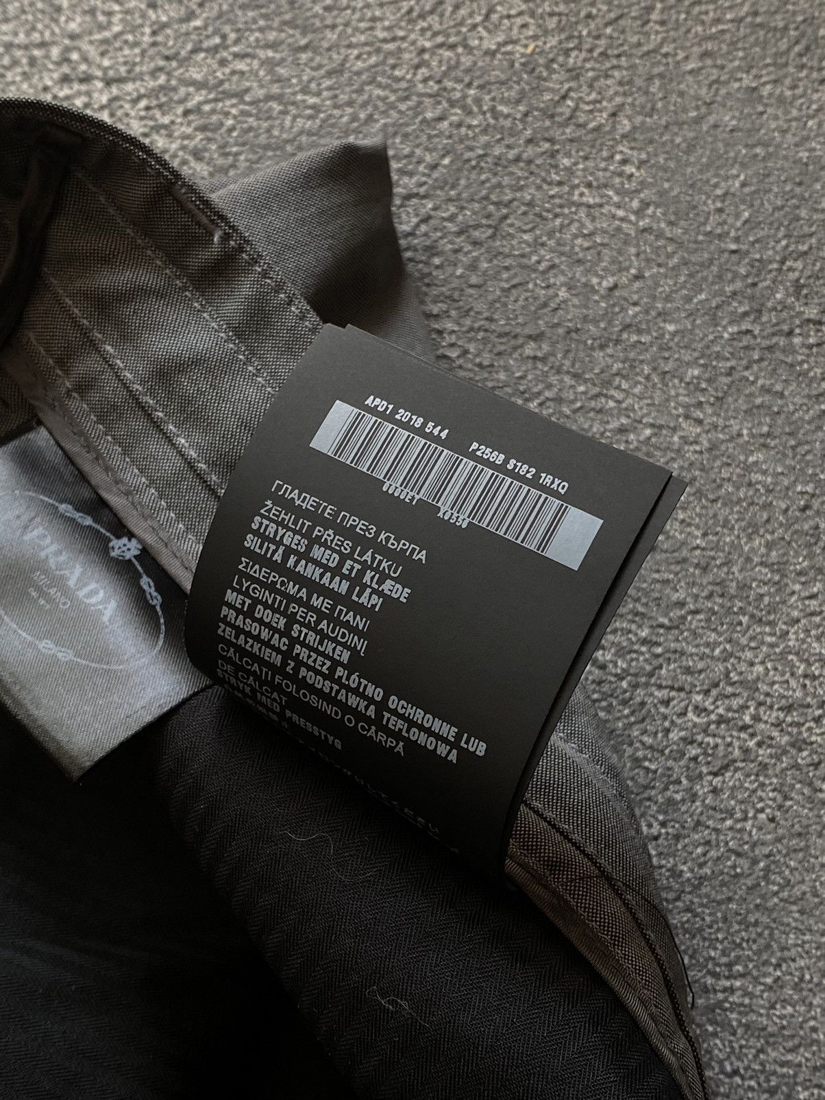 Prada SS2018 Prada Strip Tape Men Pant / Trousers Casual Size US 30 / EU 46 - 15 Thumbnail