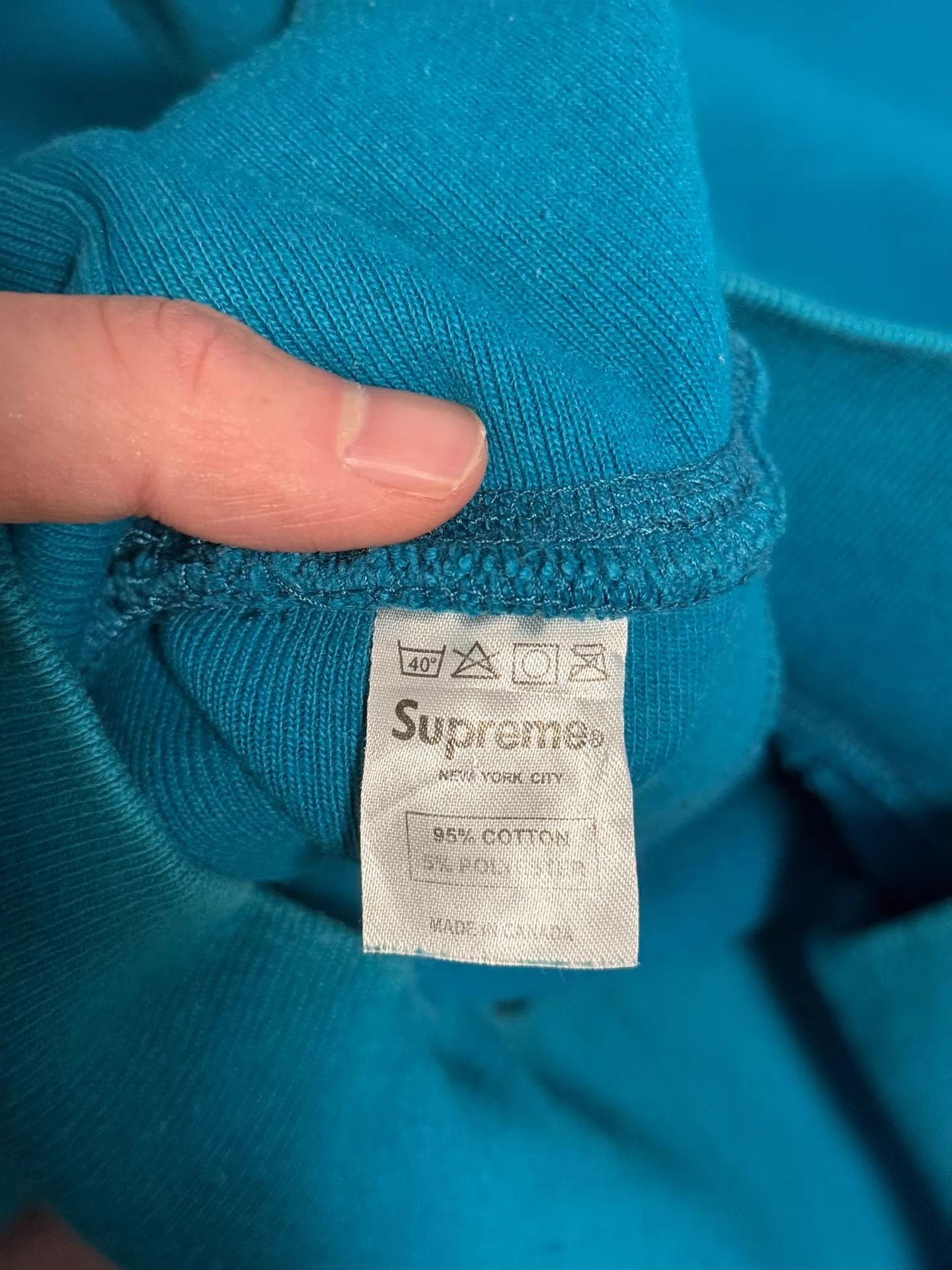 Supreme Supreme 2006 06fw teal on teal box logo crewneck Size US M / EU 48-50 / 2 - 6 Thumbnail