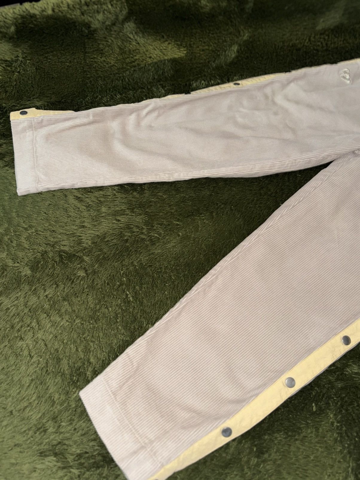 Jordan Brand [L] Jordan x Russell Westbrook Honor The Gift Corduroy Pants Size US 34 / EU 50 - 8 Thumbnail