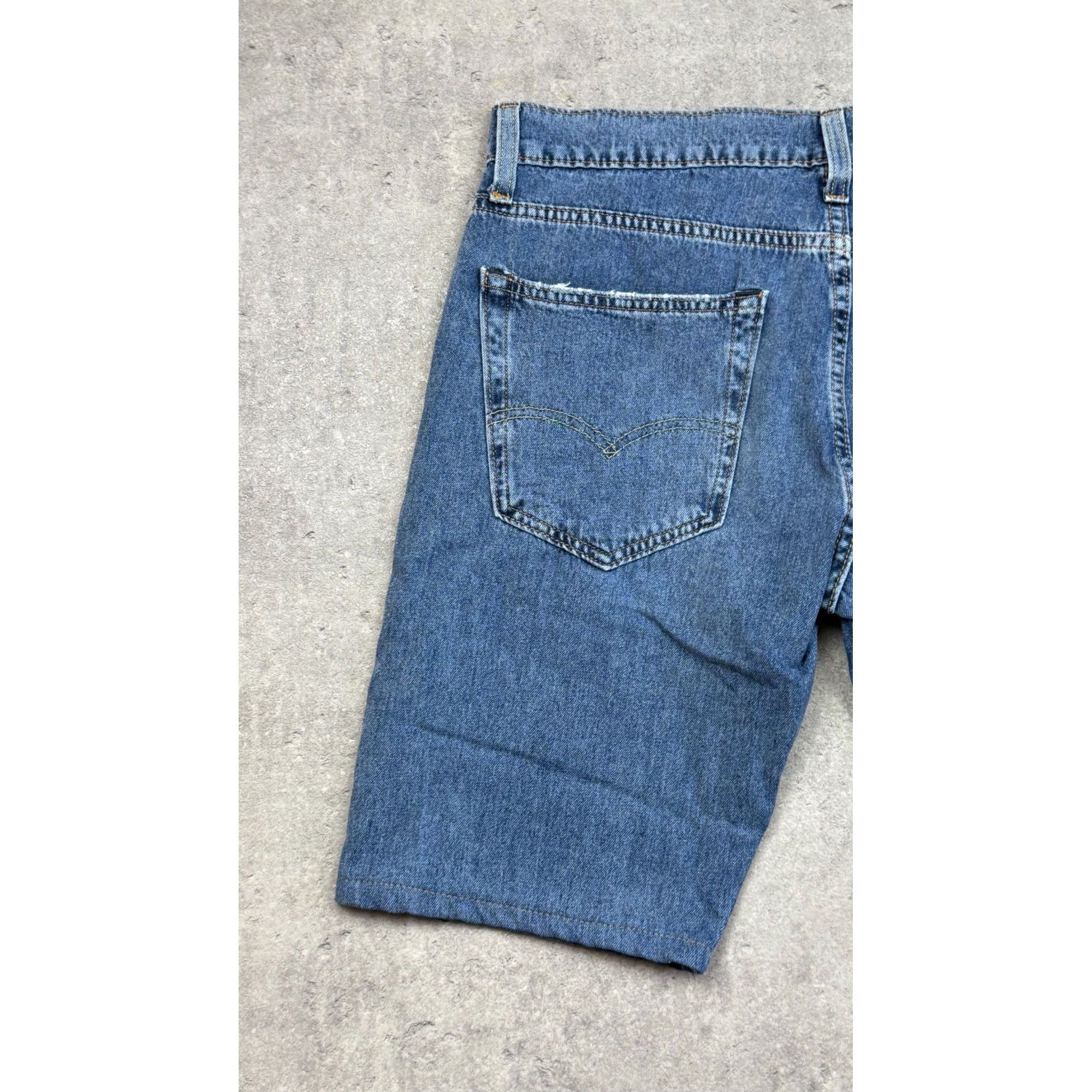 Levi's Levi's 502 Premium Denim Shorts - Size W32 Size US 32 / EU 48 - 3 Thumbnail