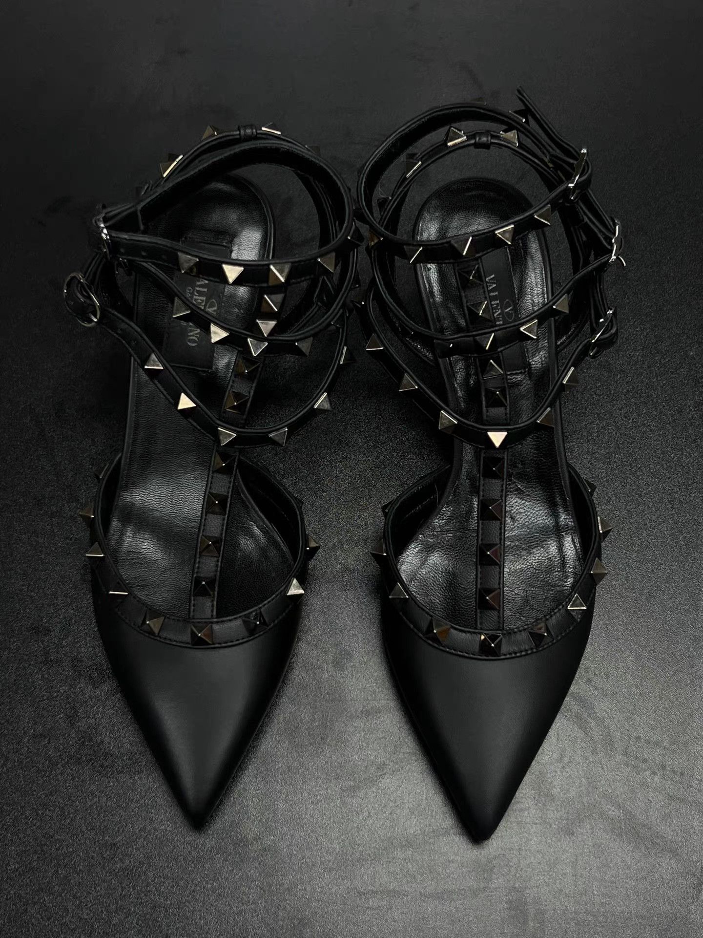 Valentino Valentino Garavani Rockstud Heels K15 Size US 7 / IT 37 - 3 Thumbnail