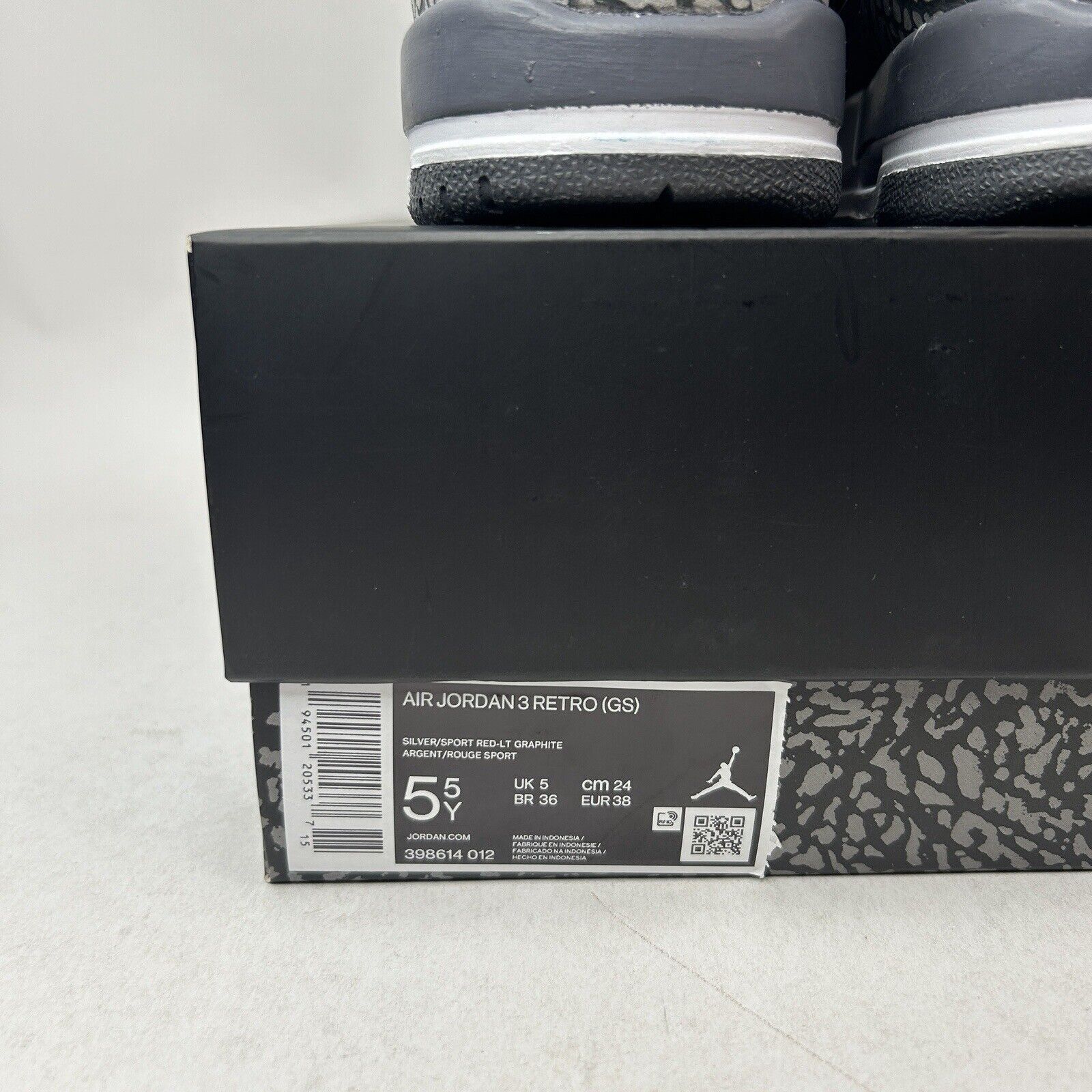 Nike Nike Air Jordan 3 Retro GS “Cool Grey” 2023 Size US 7 / IT 37 - 5 Thumbnail
