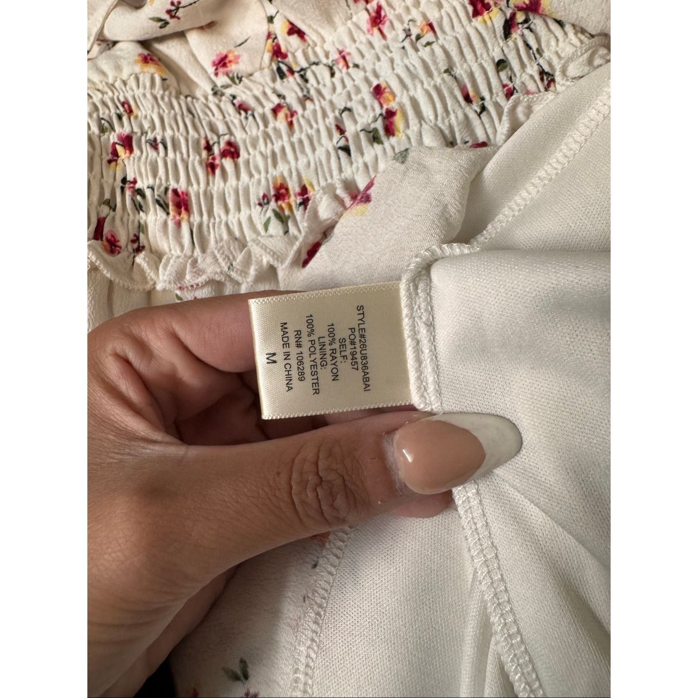 Other ROW A White Floral Smocked Waist Dress Women’s Size M Size M / US 6-8 / IT 42-44 - 6 Thumbnail
