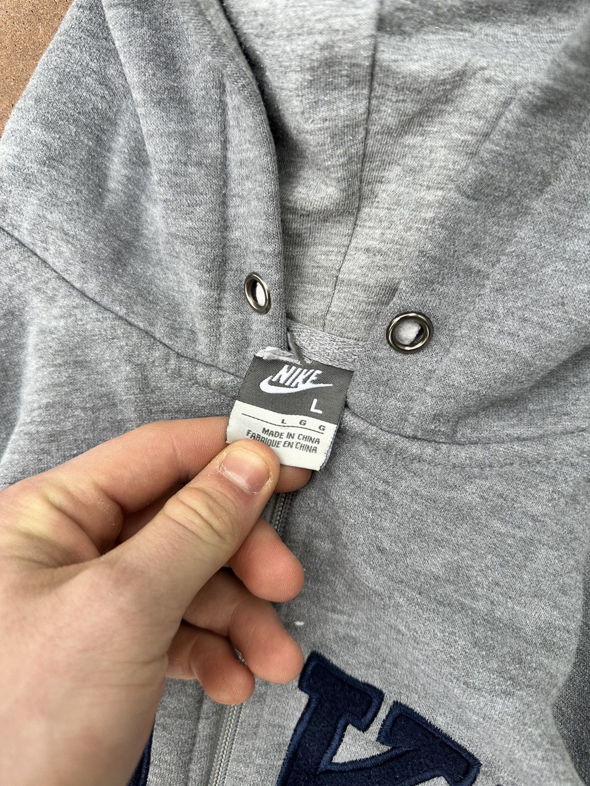 Nike × Vintage Vintage Nike Spell Out Y2K Zip Hoodie Big Logo Size US L / EU 52-54 / 3 - 4 Thumbnail