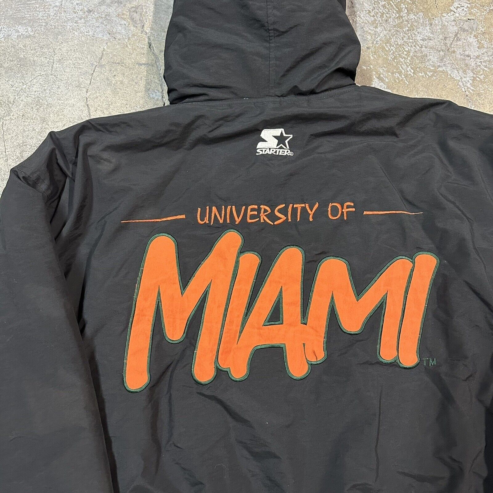 NCAA × Starter × Vintage Vintage Starter University Of Miami Hurricanes Puffer Jacket Size US S / EU 44-46 / 1 - 4 Thumbnail