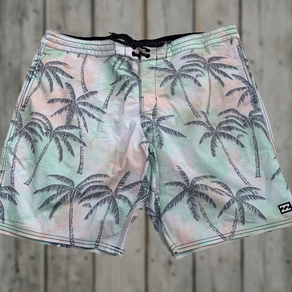 Billabong Billabong Board Shorts Mens 38 Pastel Palm Trees Tie Dye Multicolor Beach 90s Theme Mens Size US 38 / EU 54 - 1 Thumbnail