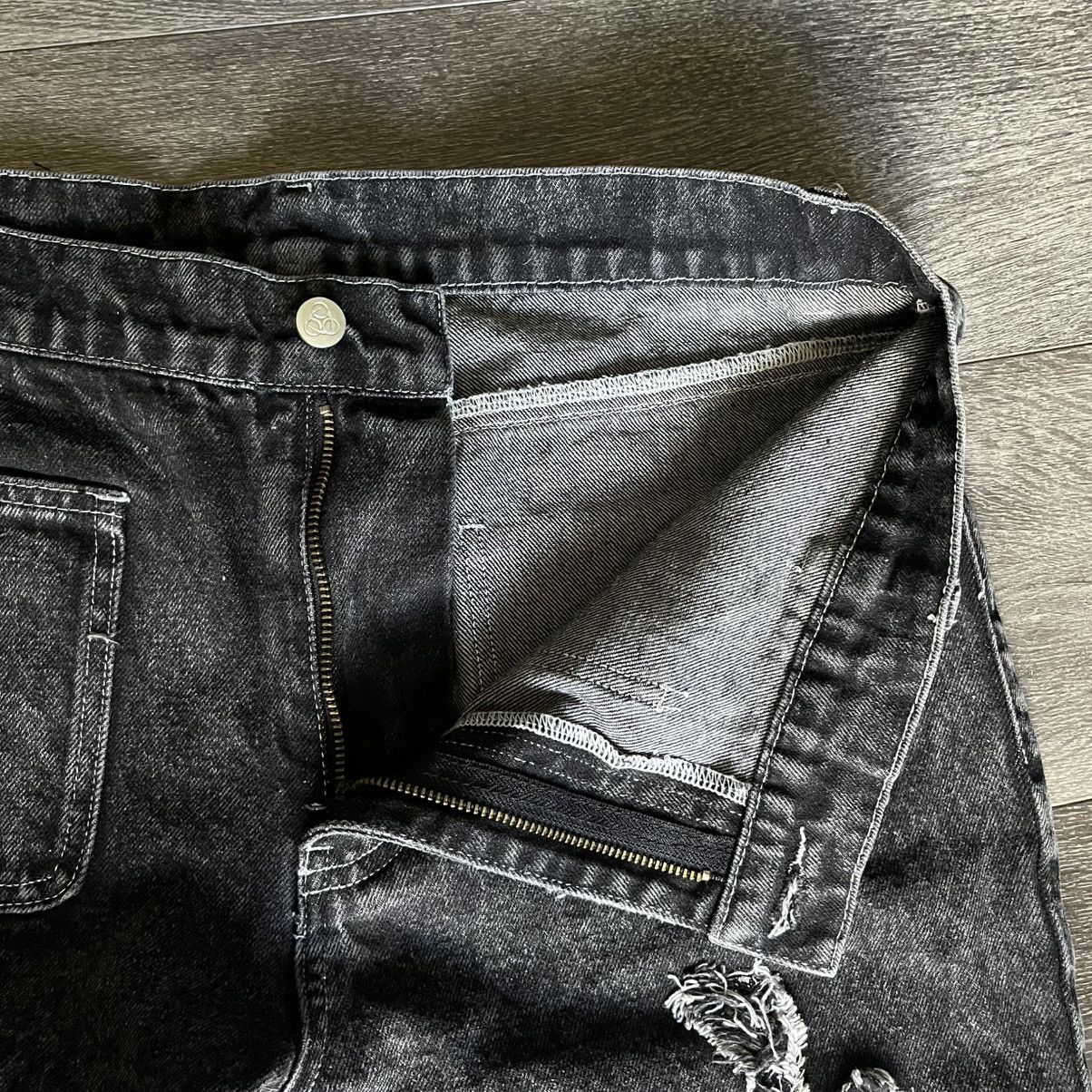 Japanese Brand Jason Demaci Thorn Distressed Scratch Denim Jeans Size 32 Size US 32 / EU 48 - 8 Thumbnail