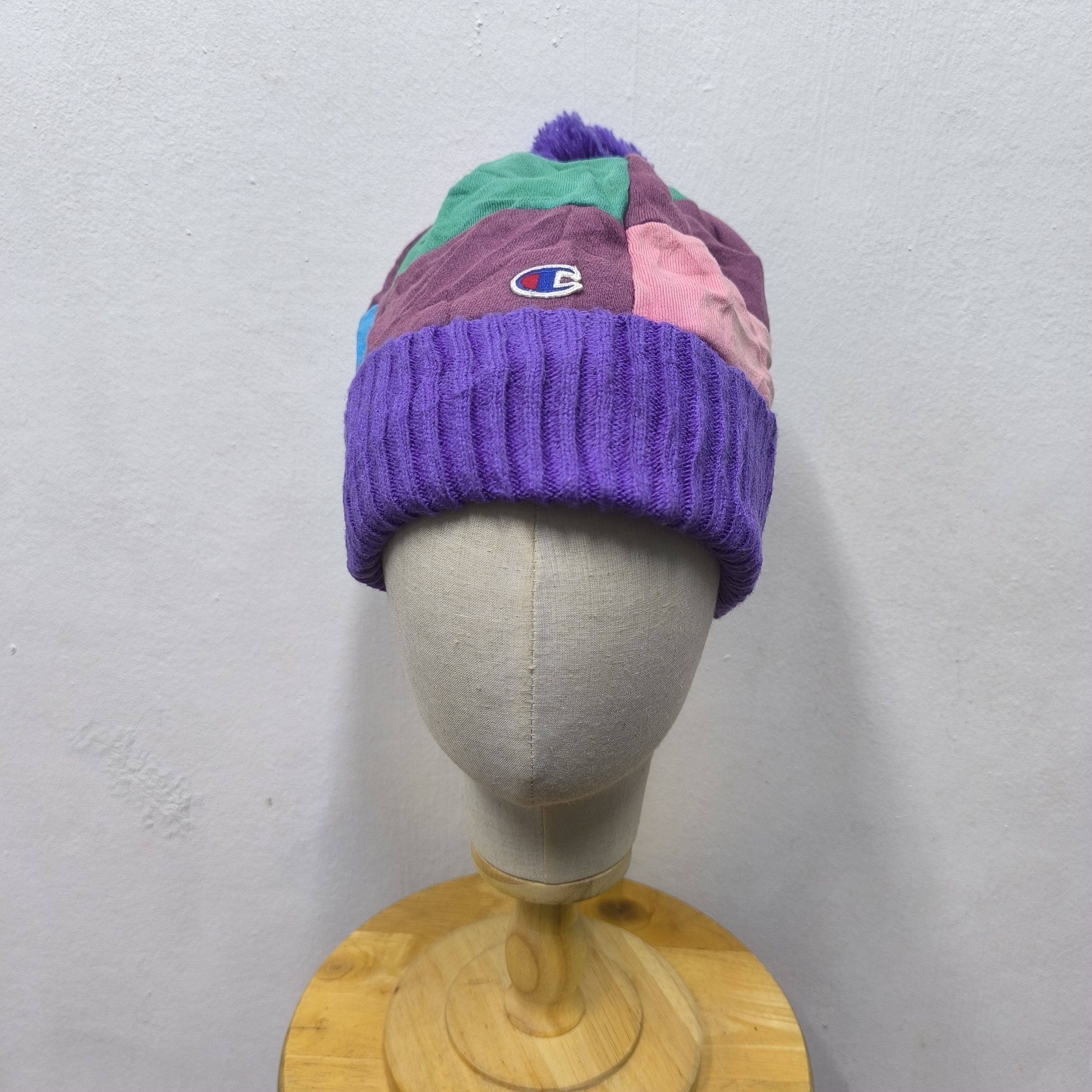 Champion 🧊 Champion center logo multicolor patchwork beanie hat Size ONE SIZE - 2 Thumbnail