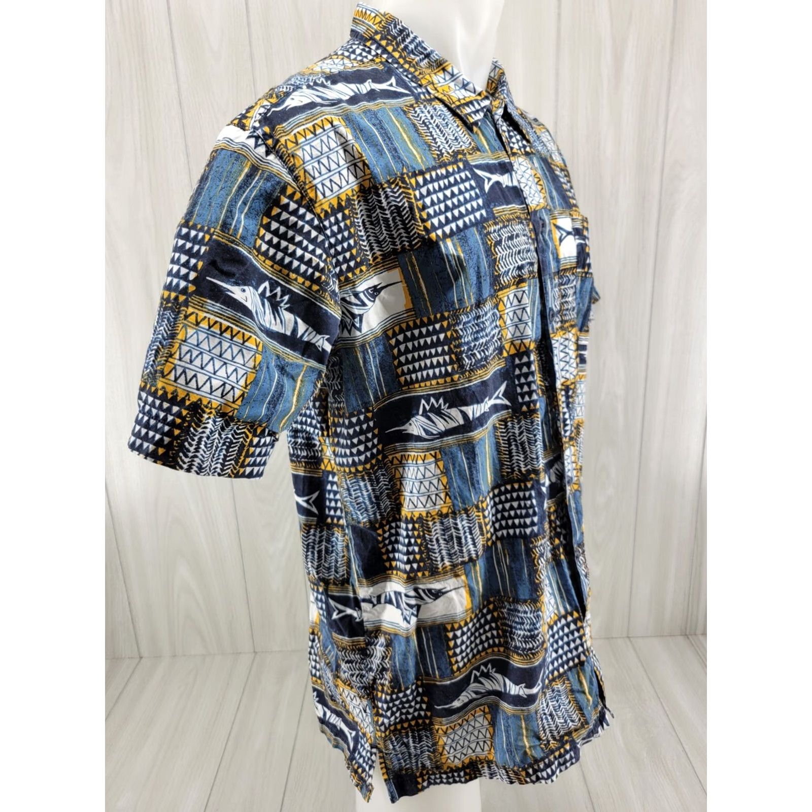 Vintage Columbia PFG Button Down Shirt Mens Large Fishing Print All Over Print Shirt Adult Regular Short Sleeve Button-Up Size US L / EU 52-54 / 3 - 4 Thumbnail