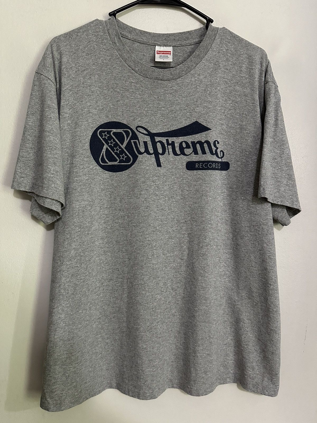 Supreme Supreme Records Tee Size US L / EU 52-54 / 3 - 1 Thumbnail