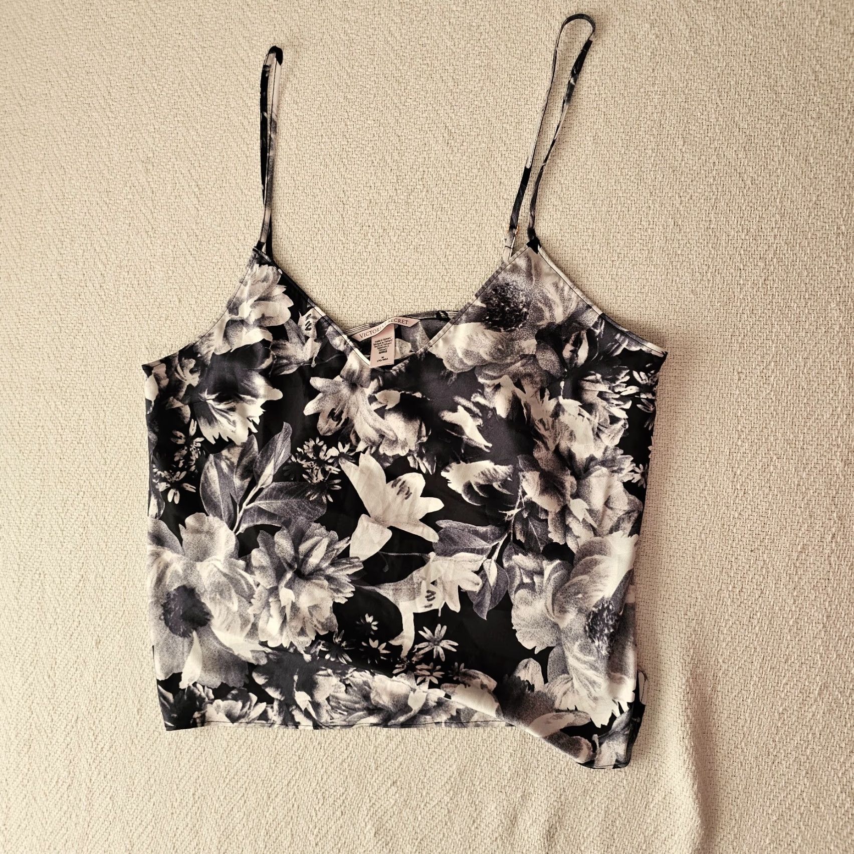 Victoria's Secret Victoria's Secret Top Medium Black Floral Print Lace Cami Lightweight Size M / US 6-8 / IT 42-44 - 5 Thumbnail